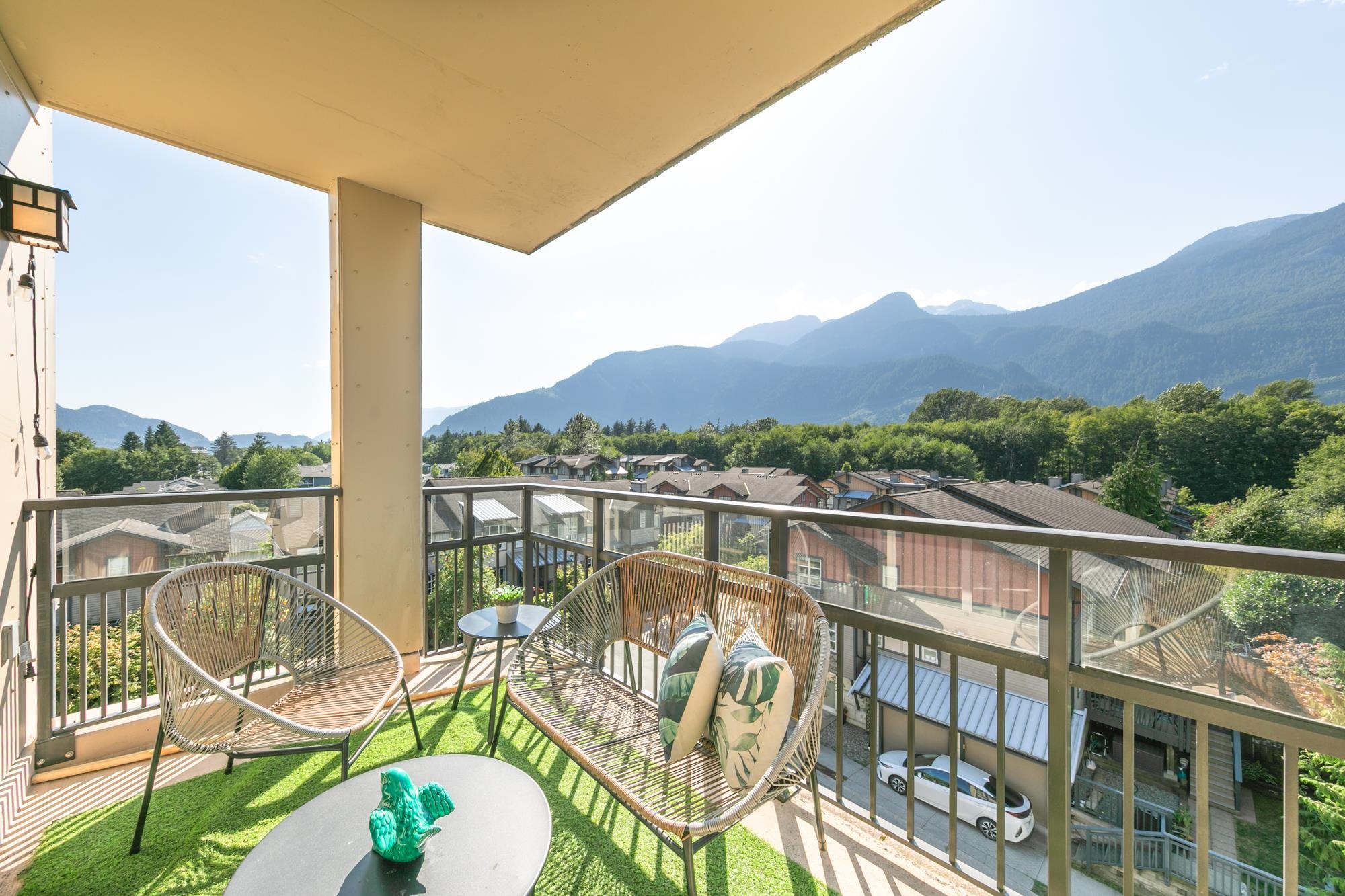 401 1211 VILLAGE GREEN WAY, R3030766, BC,