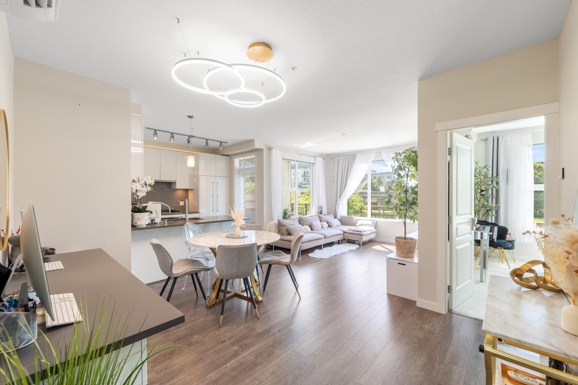215 9388 TOMICKI AVENUE, R3031150, BC,