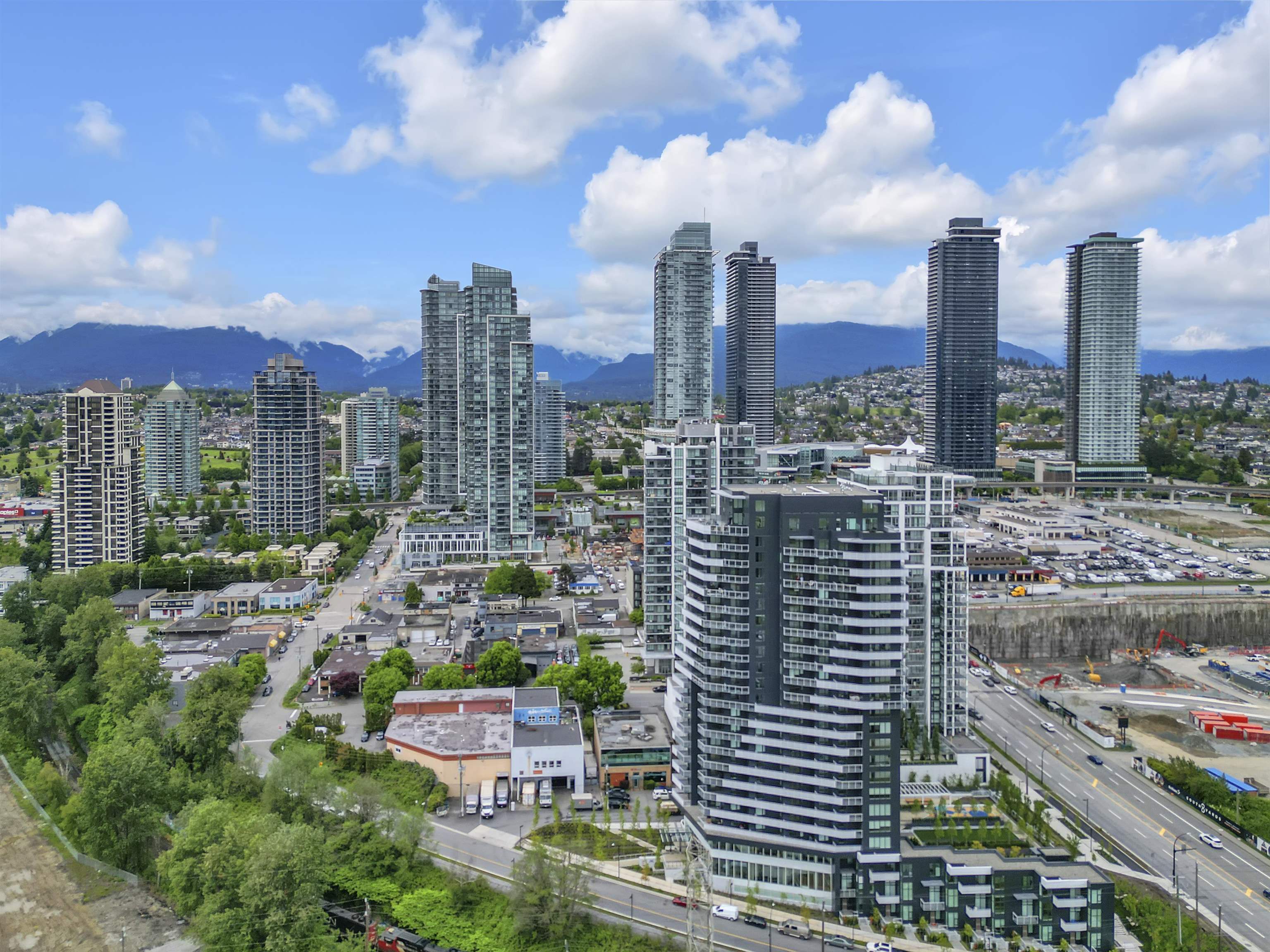 1303 4433 ALASKA STREET, R3031162, BC,