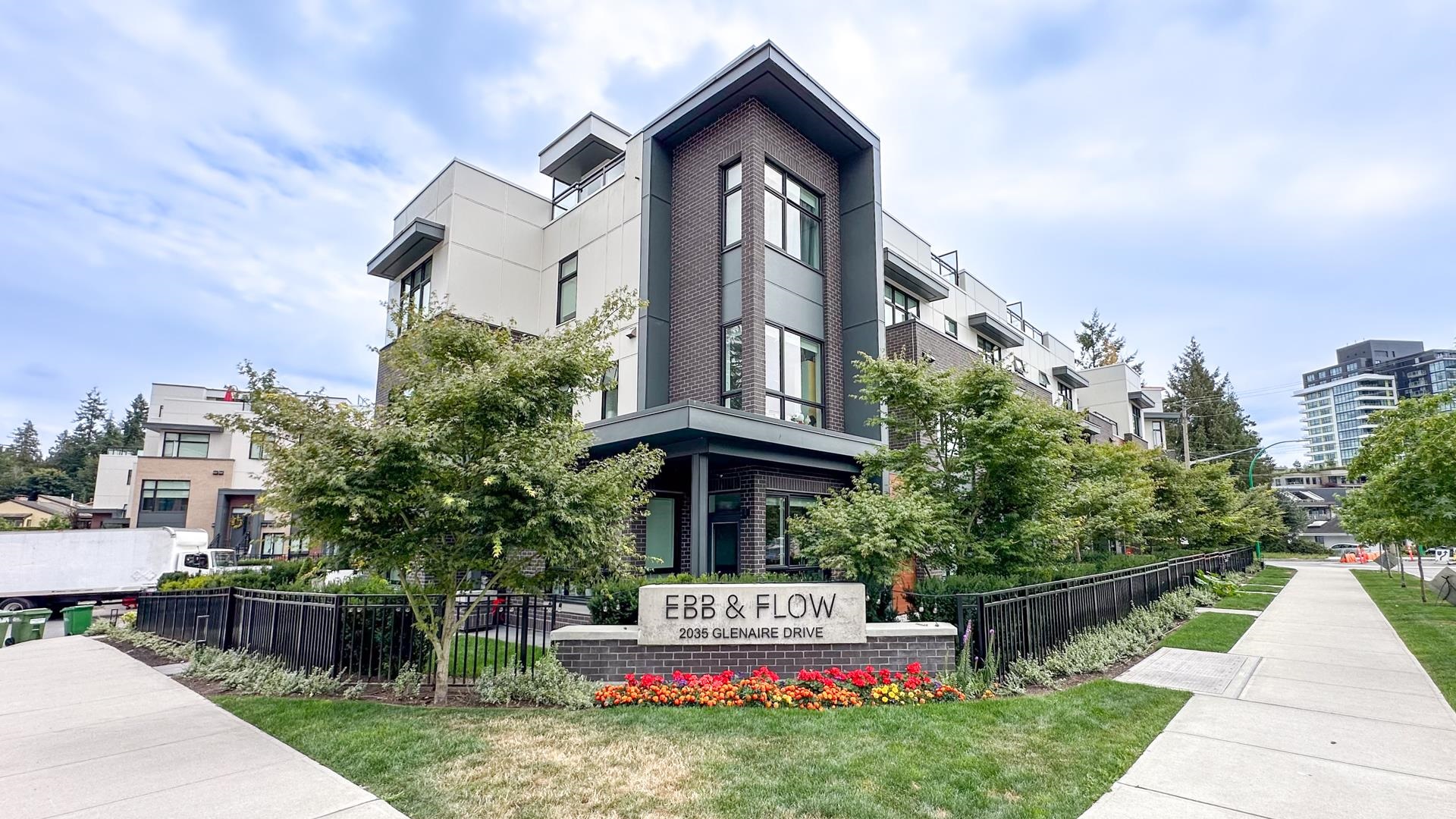 247 2035 GLENAIRE DRIVE, R3031375, BC,