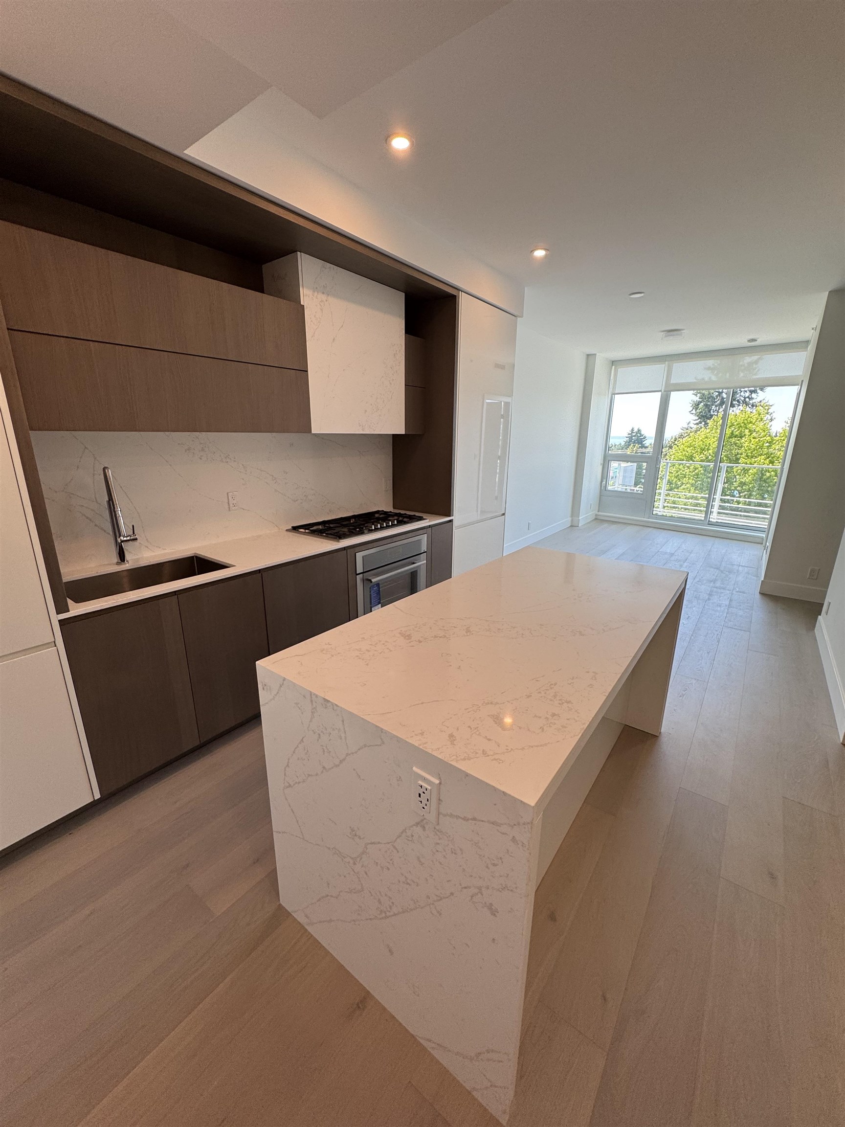1342 JOHNSTON ROAD, White Rock BC V4B 3Z2, R3031383, BC,