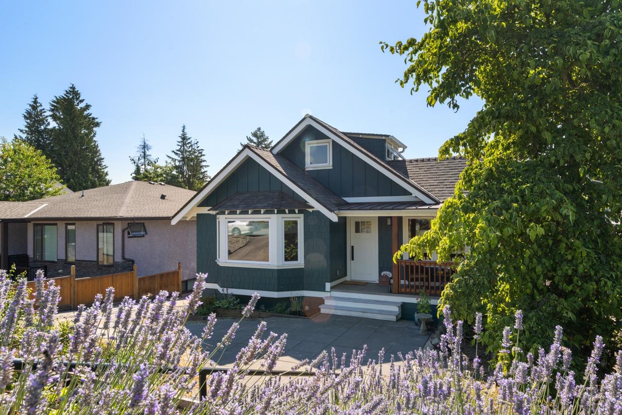 859 CALVERHALL STREET, North Vancouver BC V7L 1X8, R3031441, BC,