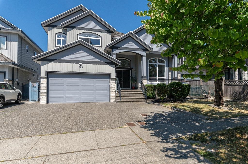 12761 60A AVENUE, Surrey BC V3X 0A1, R3031548, BC,