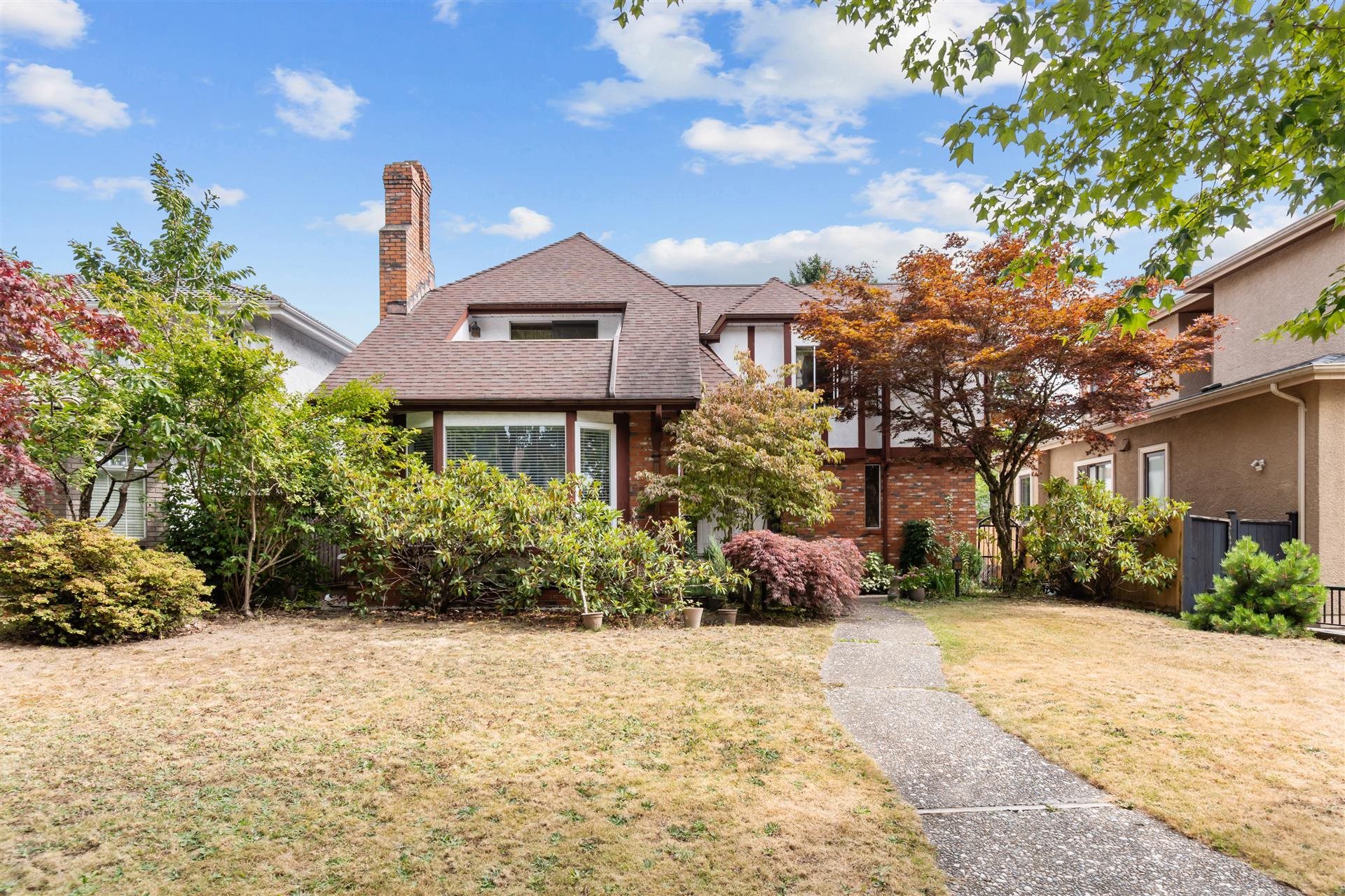 5564 ELIZABETH STREET, Vancouver BC V5Y 3J9, R3031589, BC,