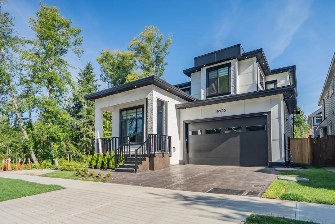 16935 0A AVENUE, Surrey BC V3Z 9N8, R3031614, BC,