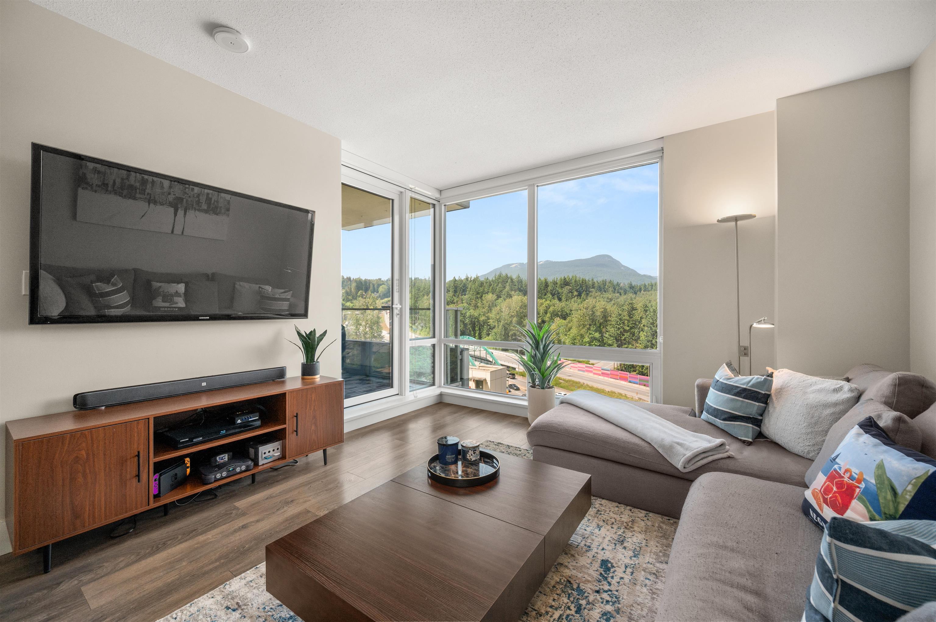 1001 680 SEYLYNN CRESCENT, R3031717, BC,