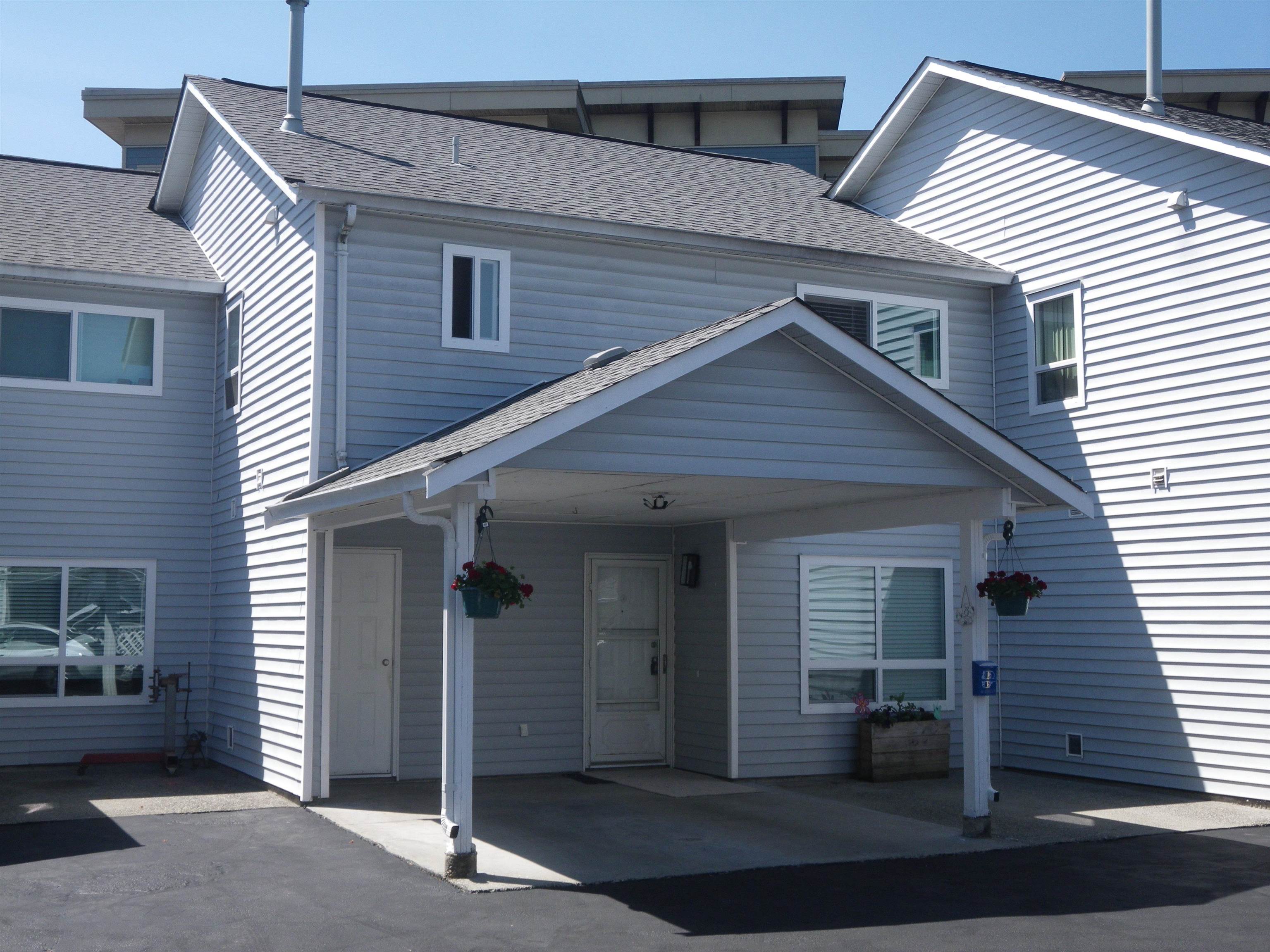 4 19952 56 AVENUE, R3031739, BC,
