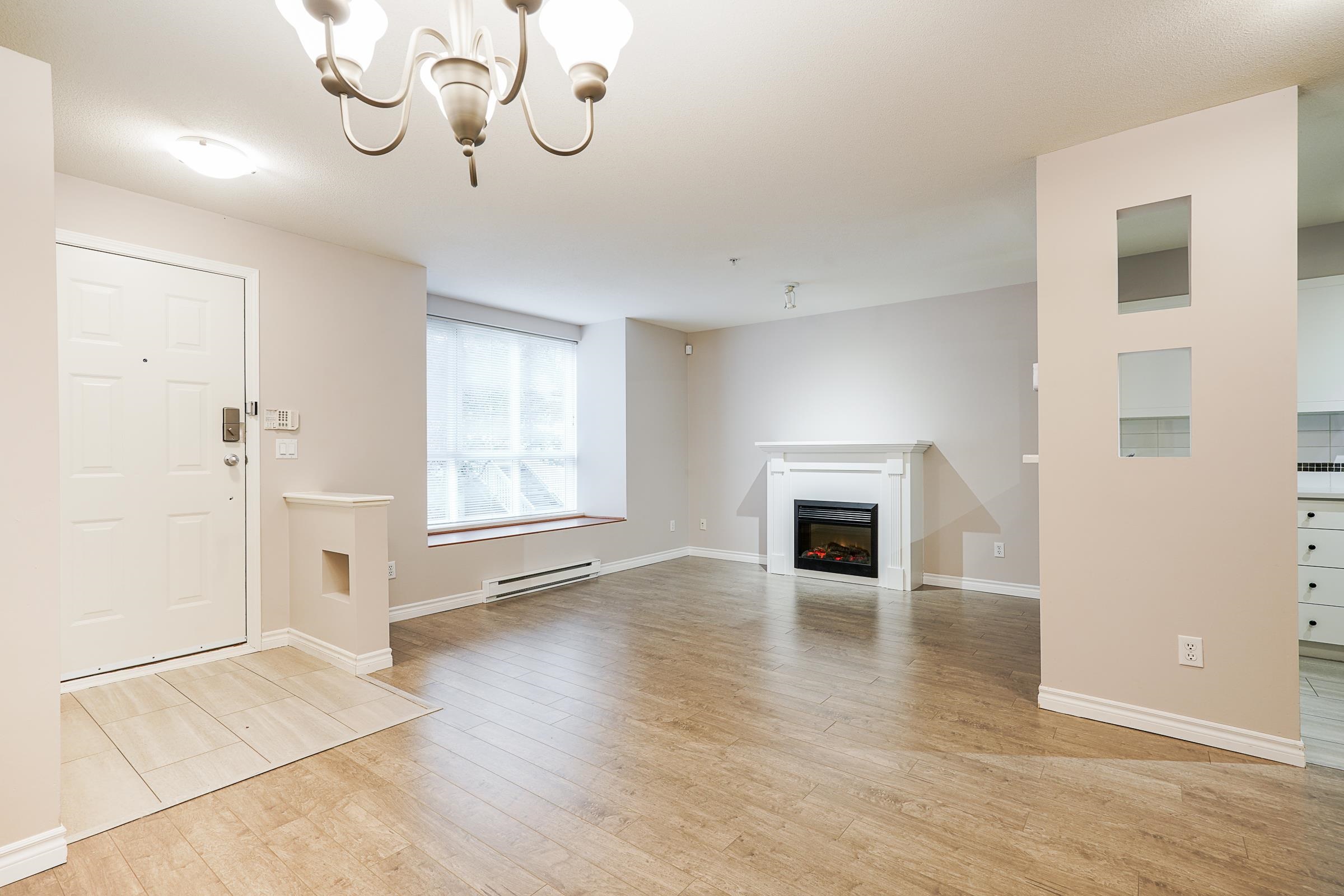 24 7128 STRIDE AVENUE, R3031912, BC,