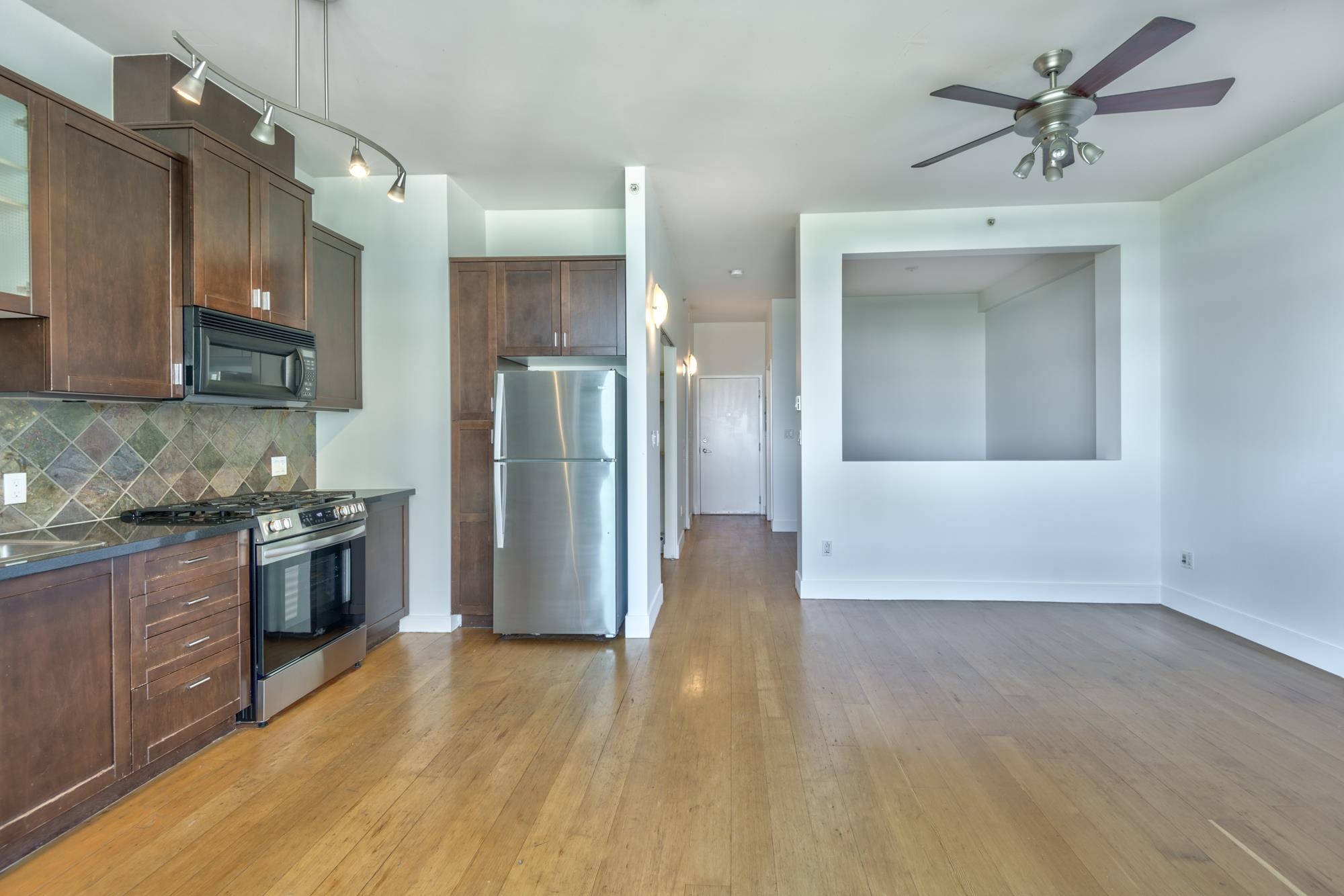 413 8988 HUDSON STREET, R3031929, BC,