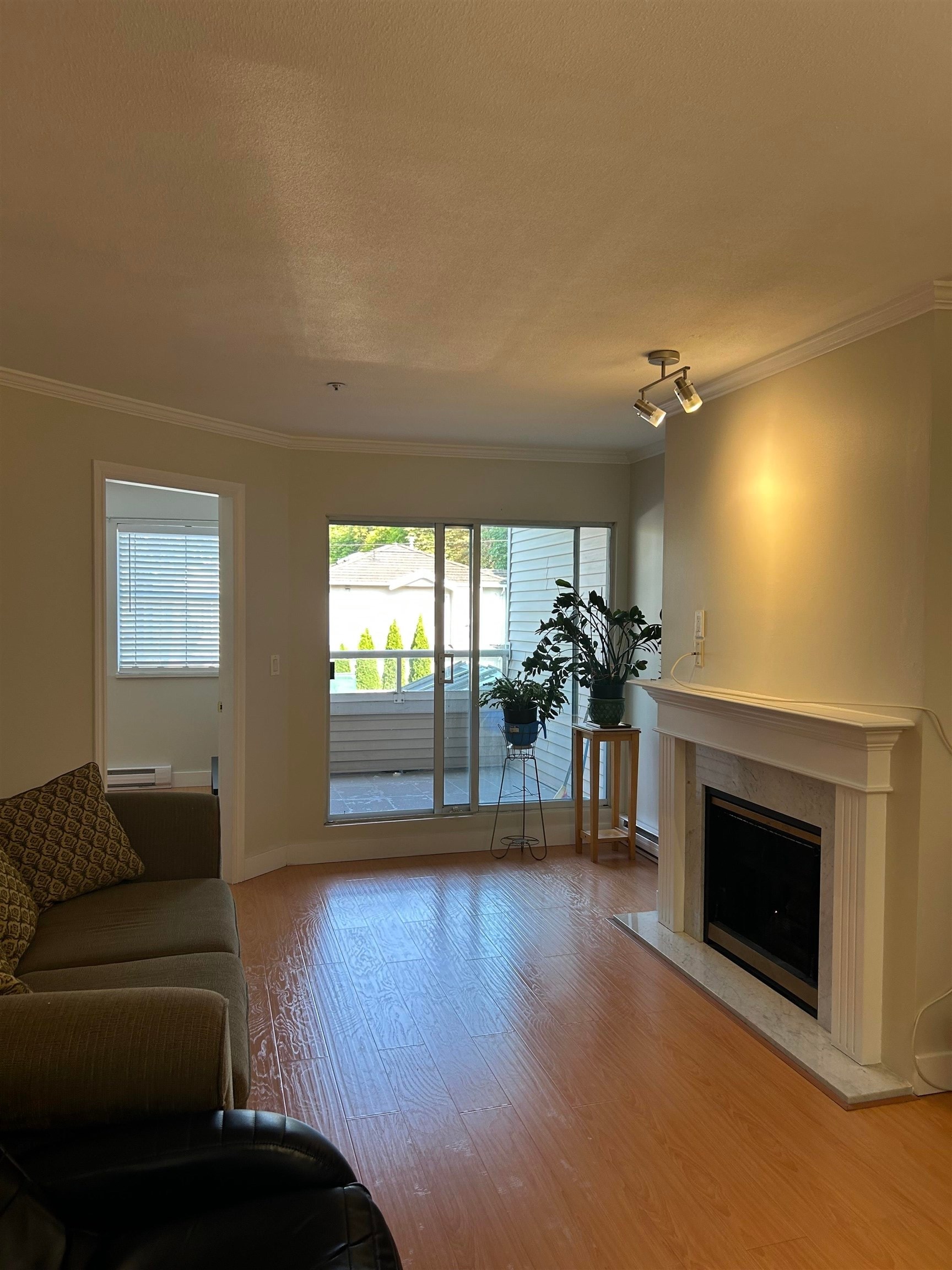 203 1958 47TH AVENUE, R3031940, BC,