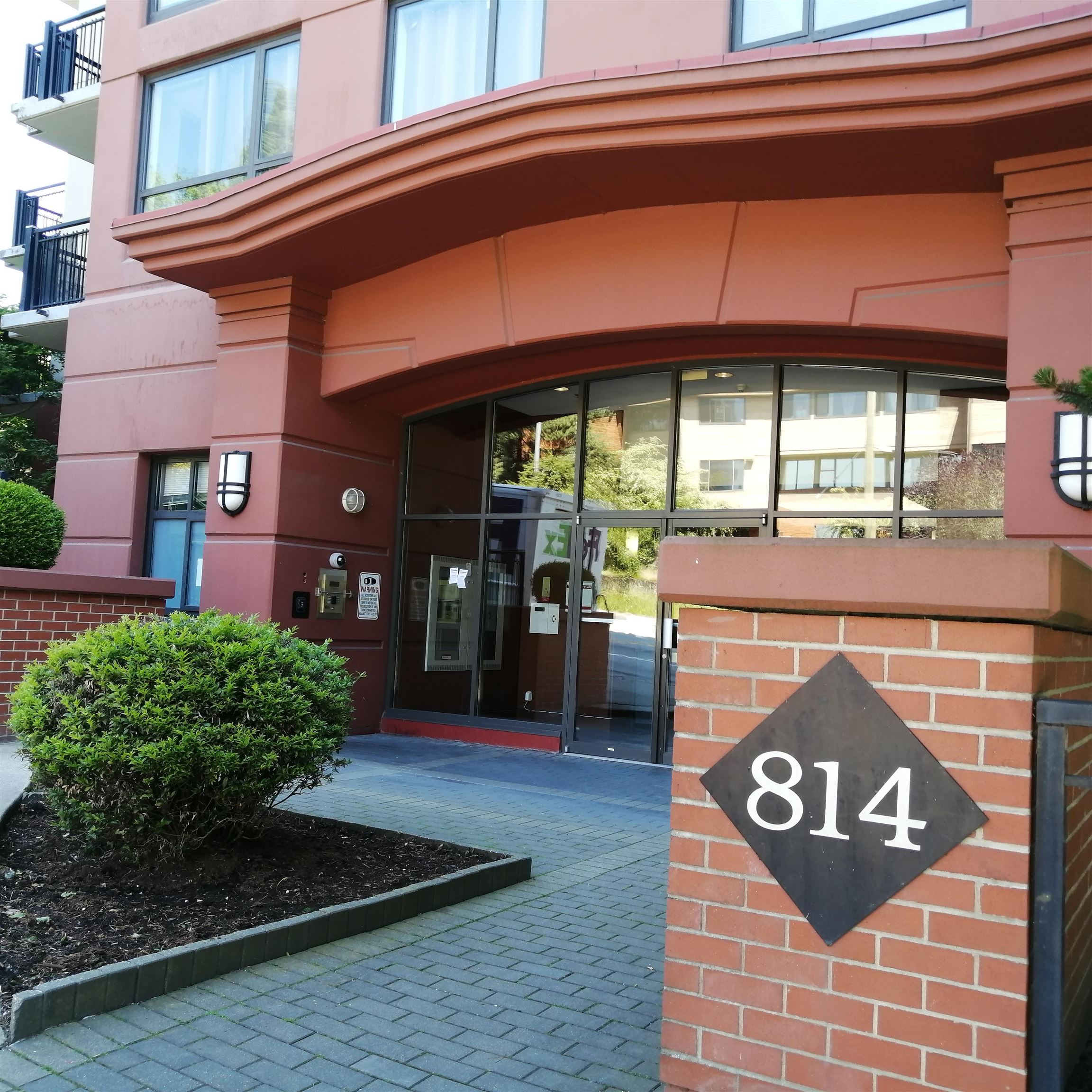 708 814 ROYAL AVENUE, R3032025, BC,
