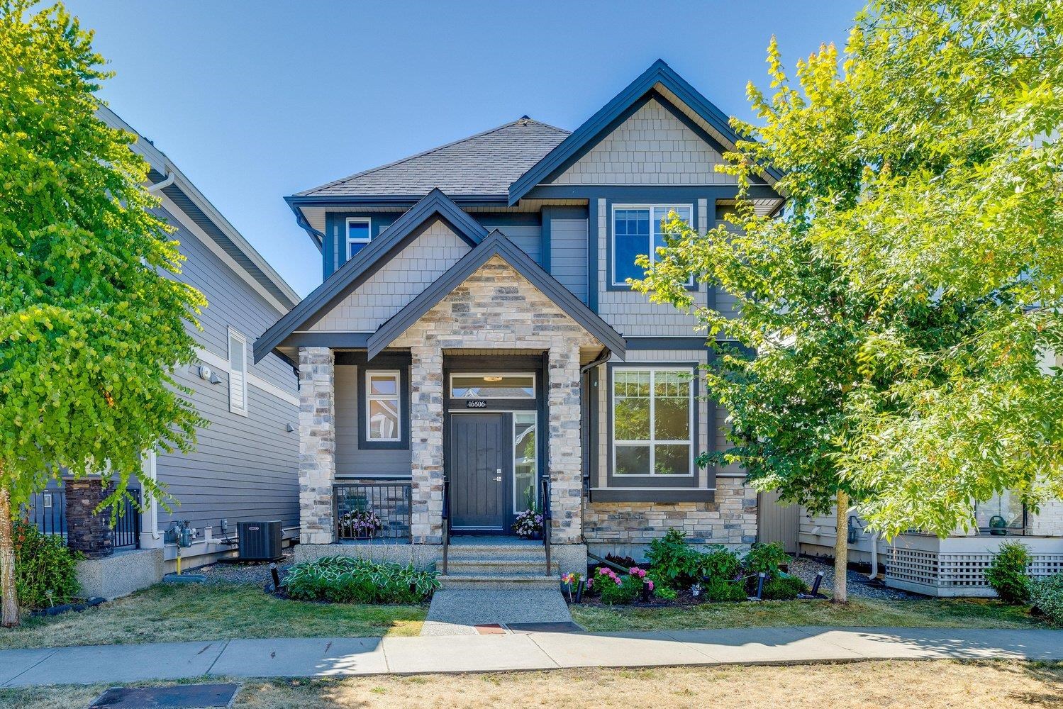 16506 25A AVENUE, Surrey BC V3Z 0S2, R3032093, BC,