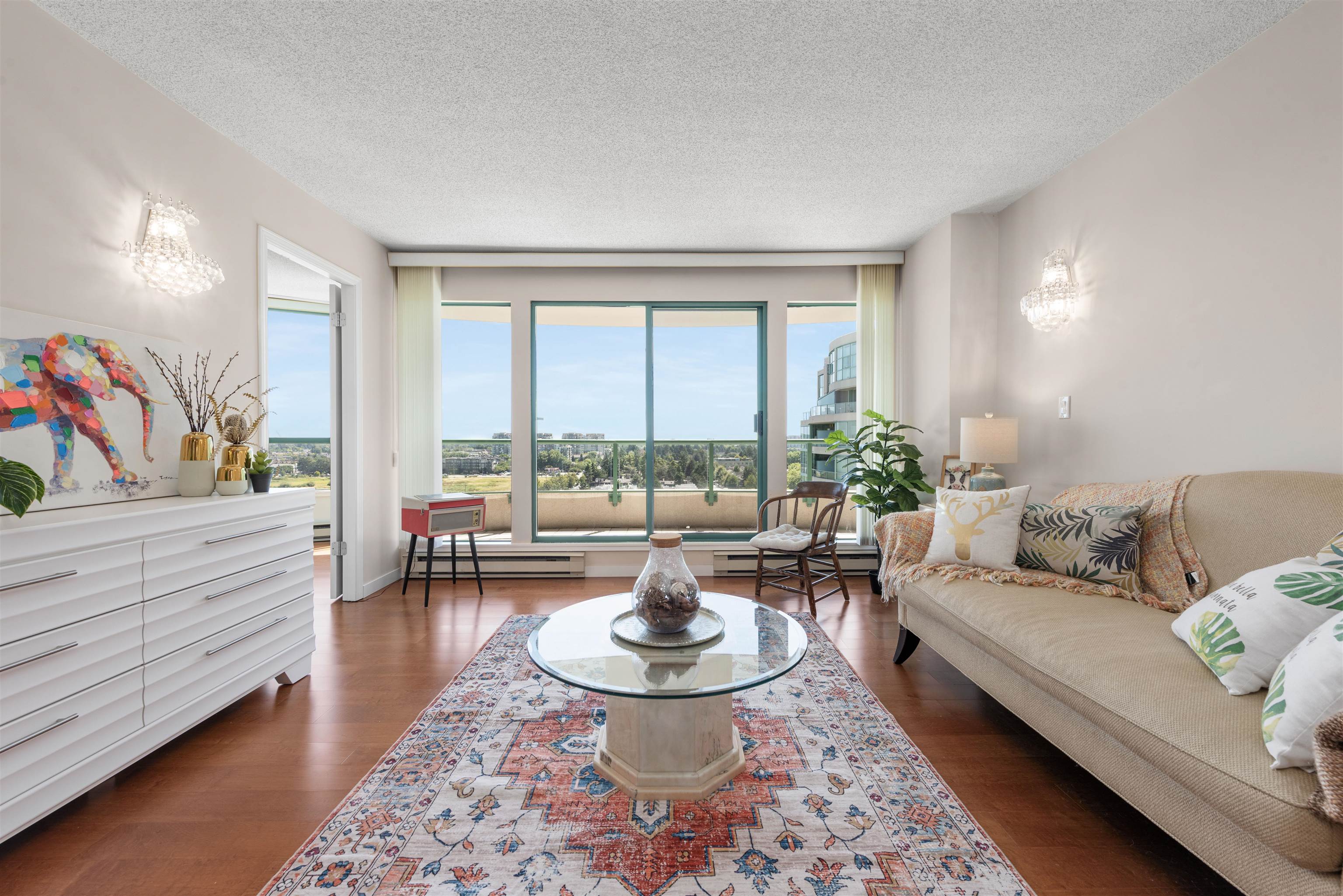 1502 8831 LANSDOWNE ROAD, R3032239, BC,