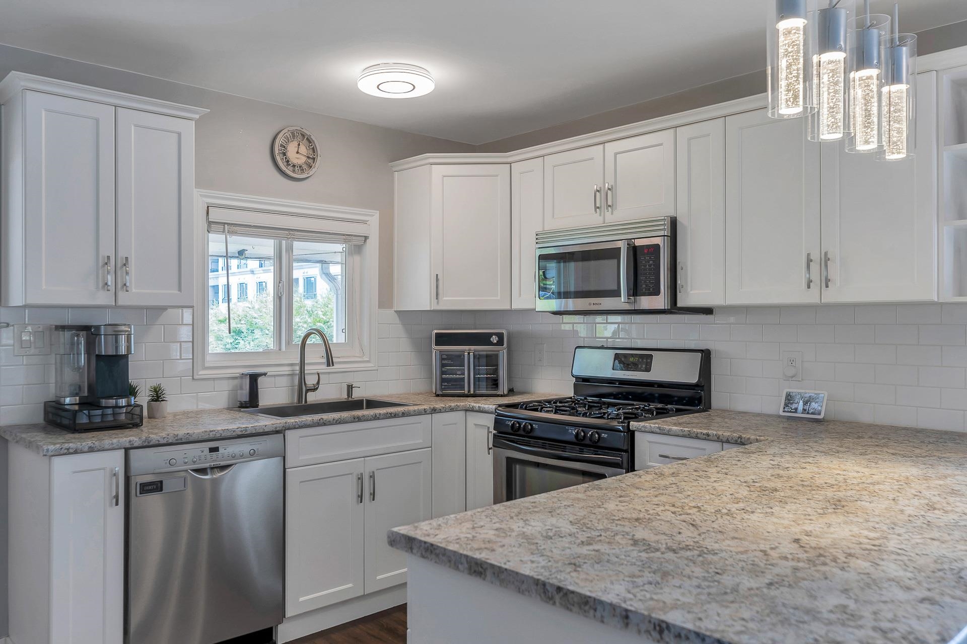 221 LEBLEU STREET, Coquitlam BC V3K 4L7, R3032249, BC,