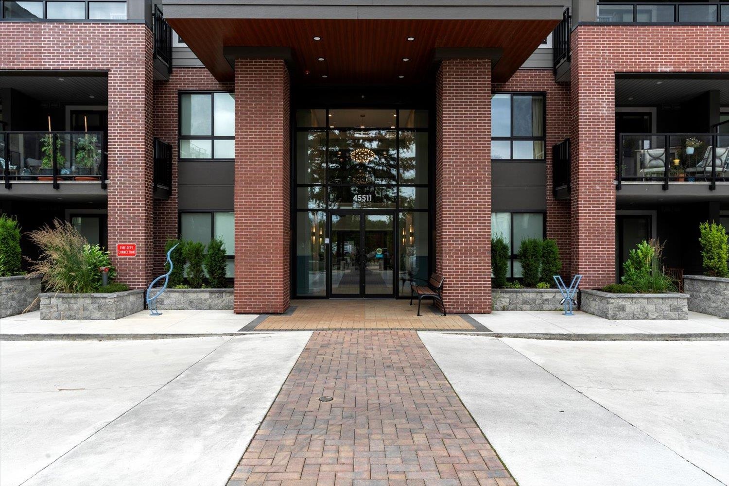 308 45511 CAMPUS DRIVE, R3032450, BC,