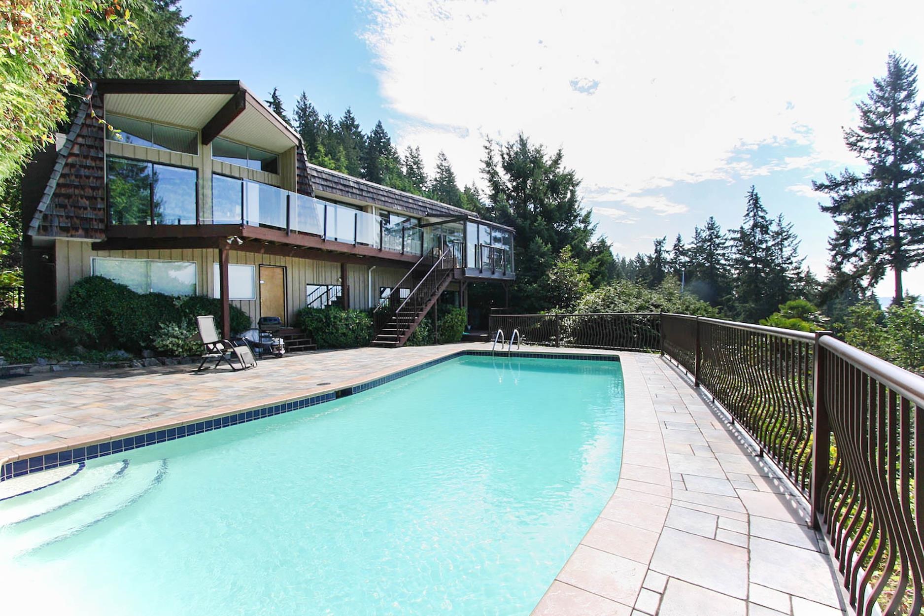 3803 BAYRIDGE AVENUE, West Vancouver BC V7V 3J3, R3032472, BC,