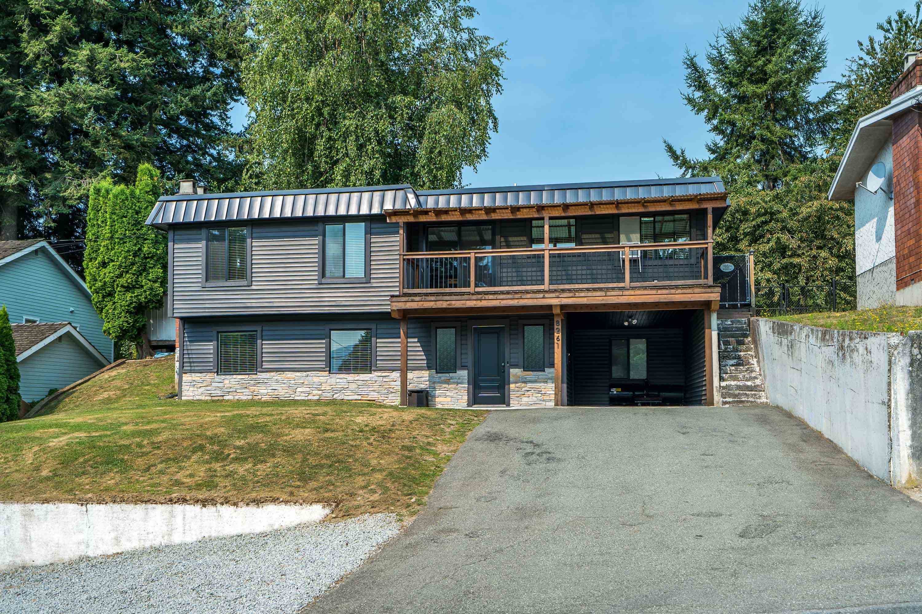 8261 DOGWOOD STREET, Mission BC V2V 3R7, R3032555, BC,