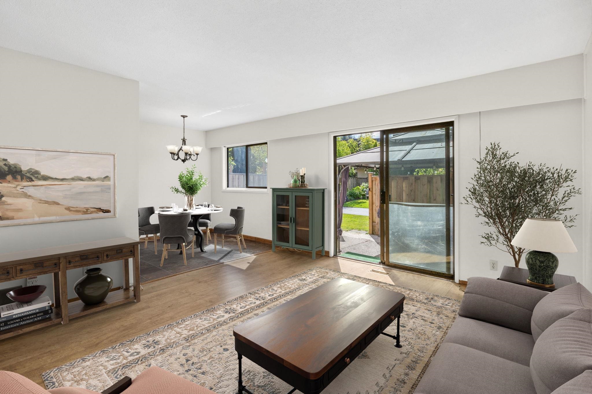 1142 PREMIER STREET, North Vancouver BC V7J 2H3, R3032571, BC,