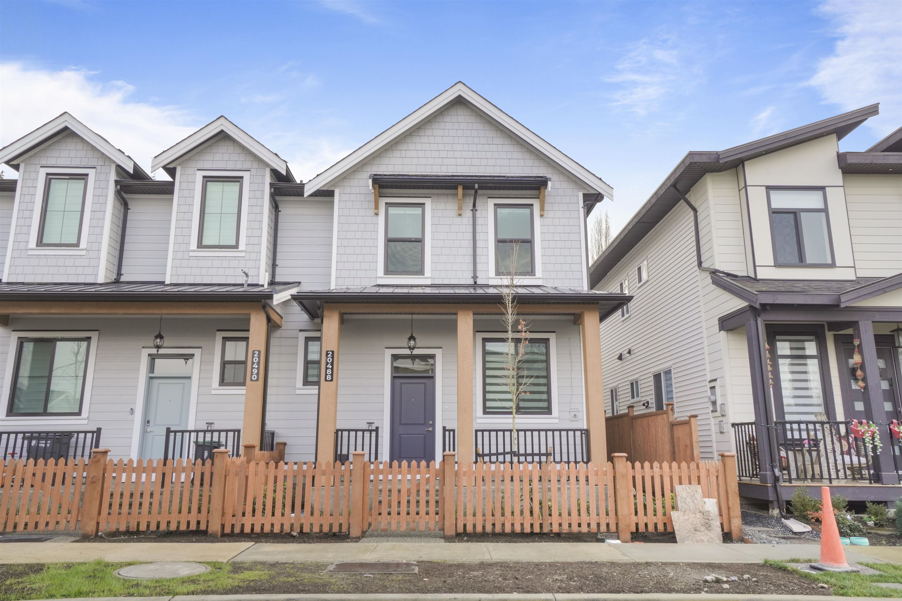 20488 75 AVENUE, Langley BC V2Y 3S8, R3032799, BC,