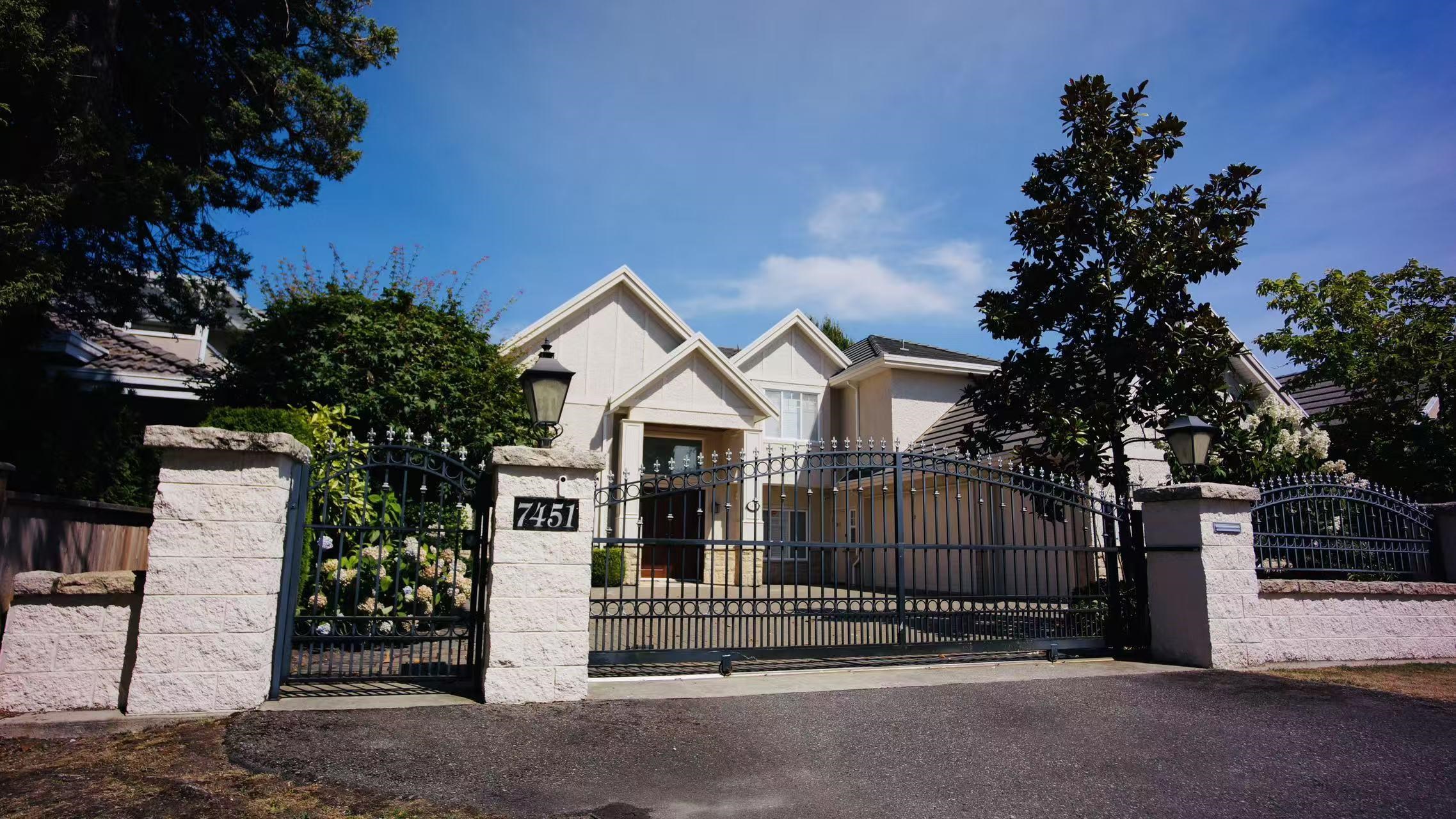 7451 BATES ROAD, Richmond BC V7A 1C8, R3032924, BC,
