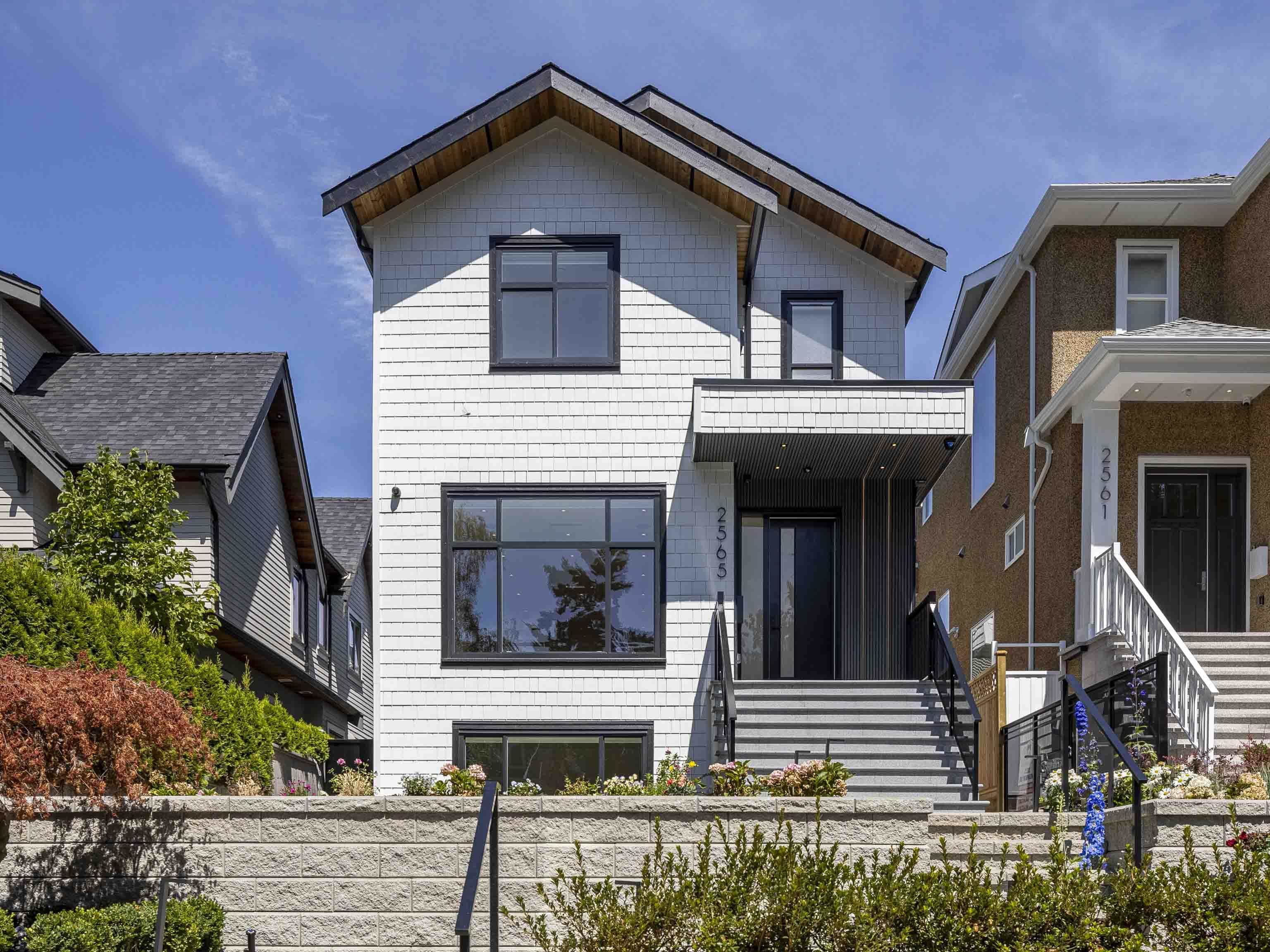 2565 W 2ND AVENUE, Vancouver BC V6K 1J7, R3032943, BC,