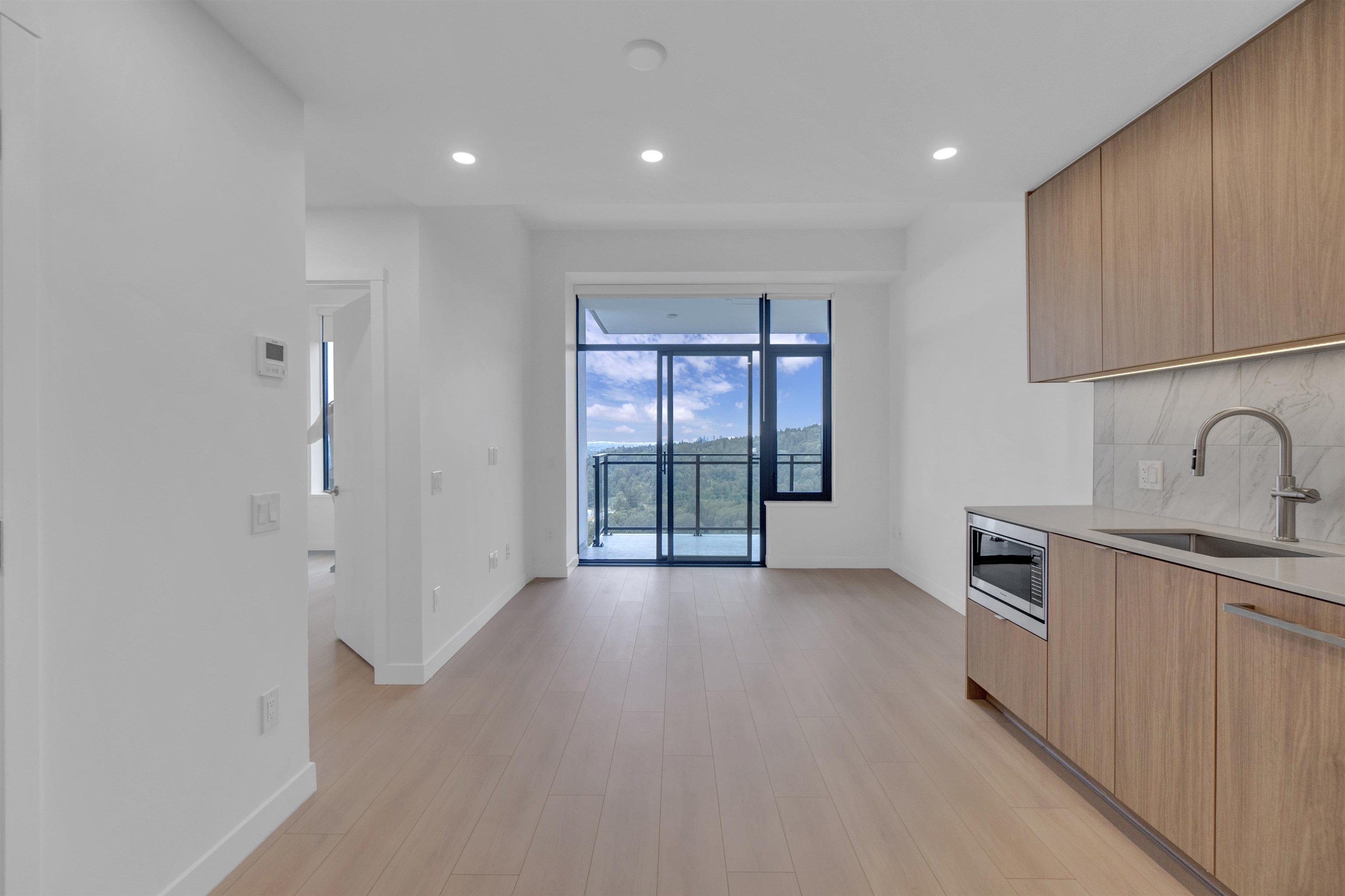 2703 626 CLAREMONT STREET, R3033021, BC,
