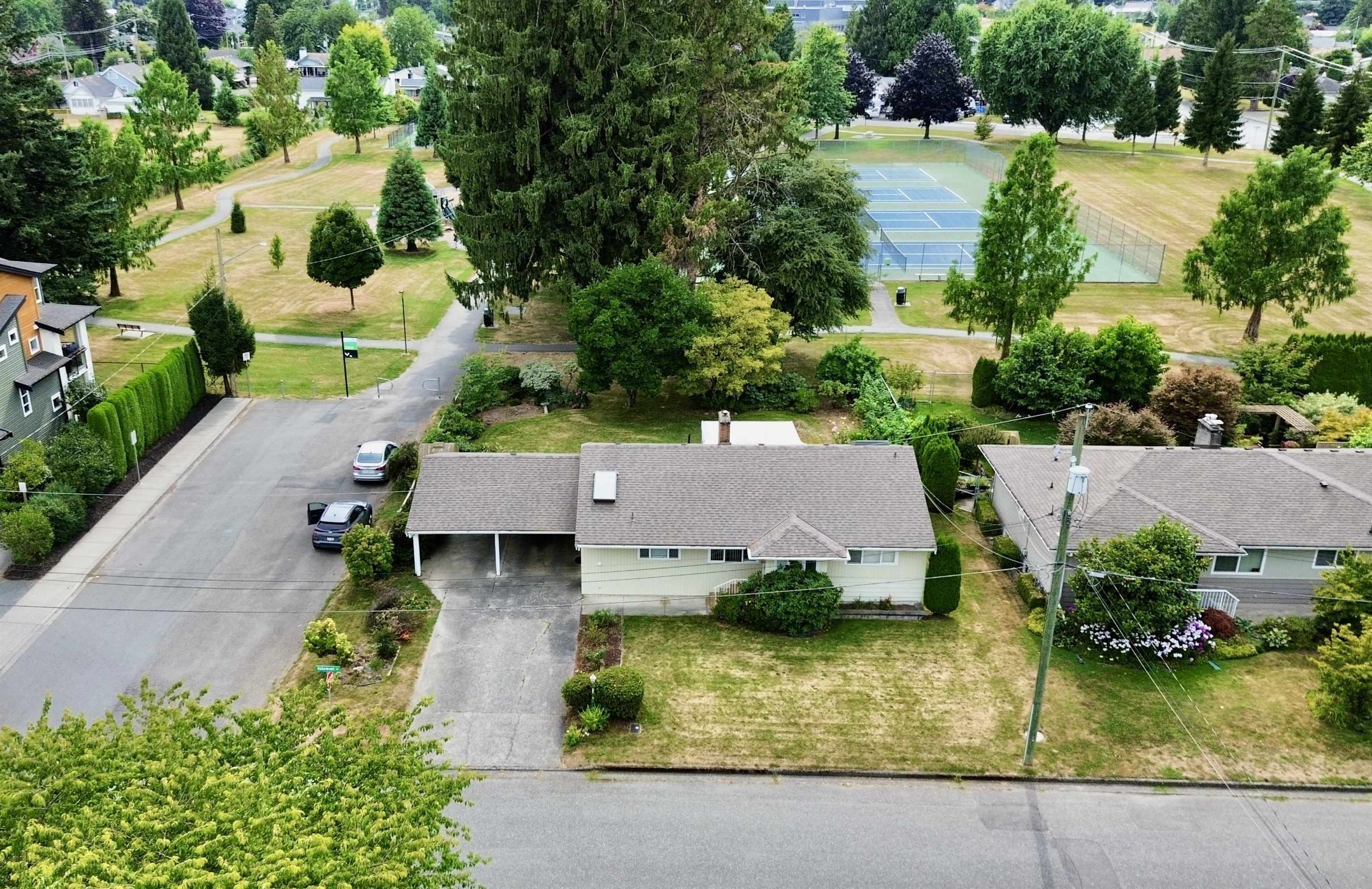 9709 VALEMONT STREET, Chilliwack BC V2P 5X1, R3033034, BC,