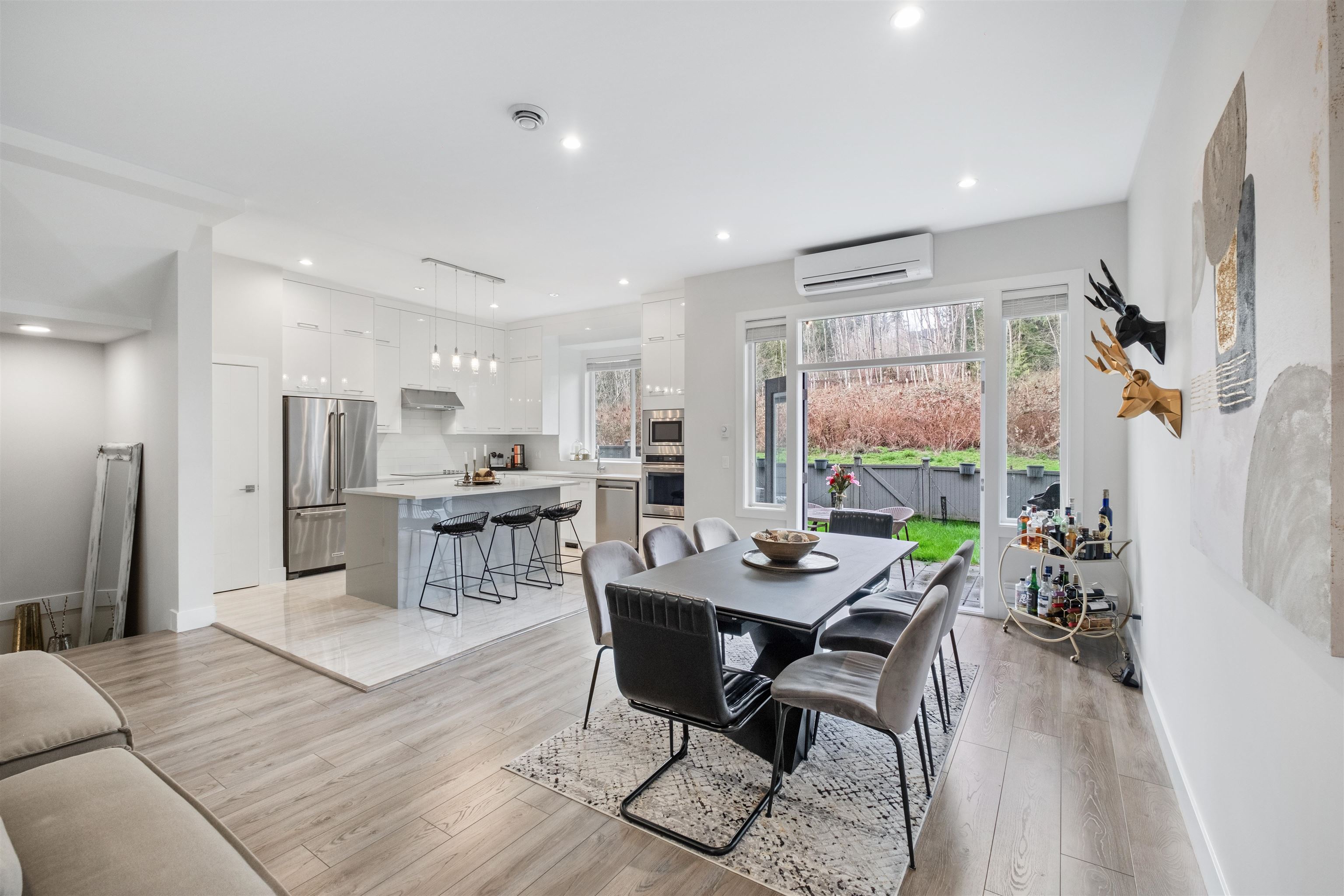 102 3499 GISLASON AVENUE, R3033039, BC,
