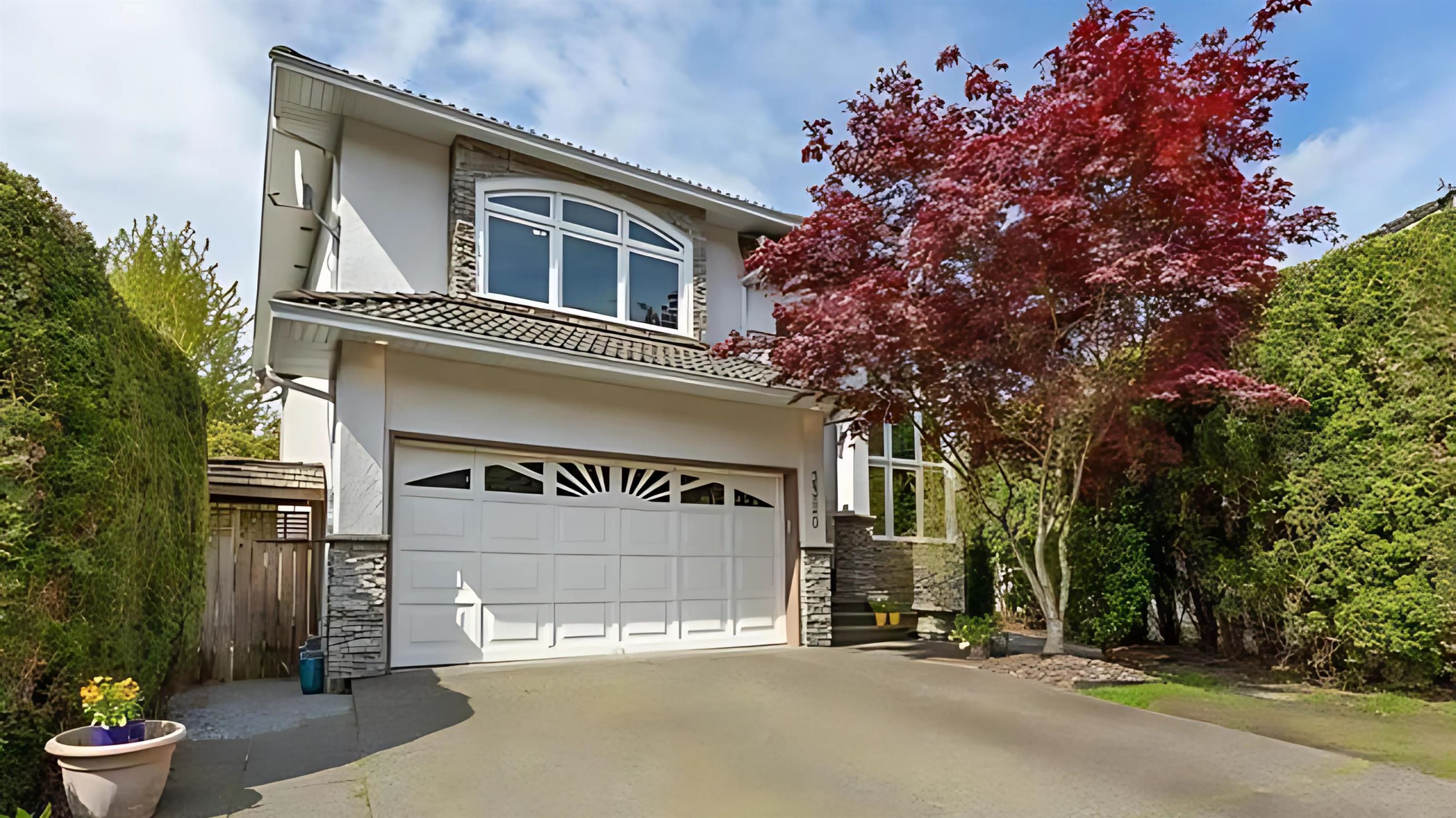 Basement 3320 ROSALIE COURT, R3033099, BC,