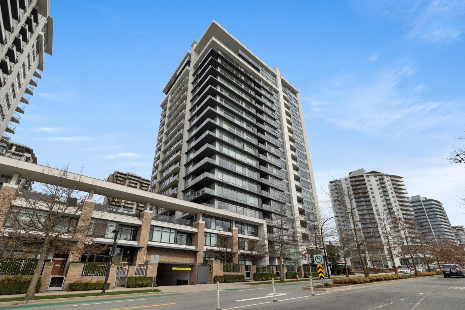 904 158 13TH STREET, R3033103, BC,