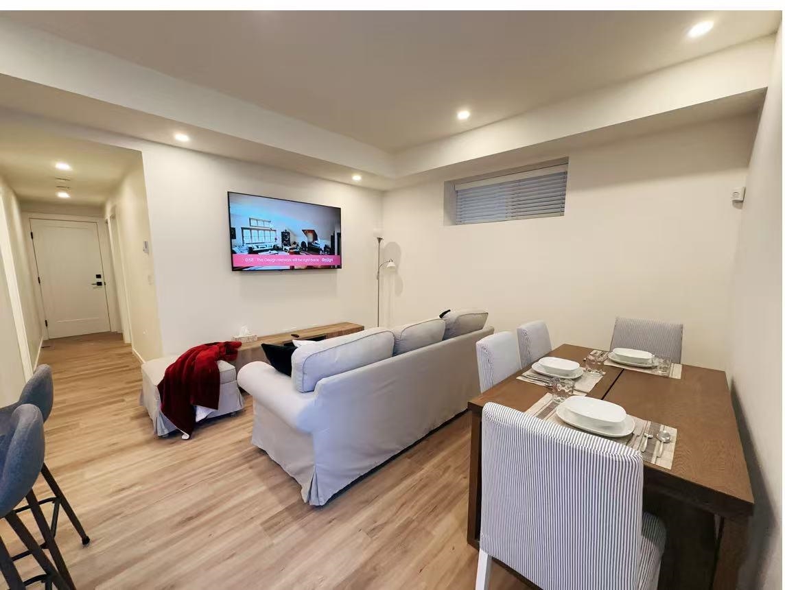 BASEMENT 196XX 76A AVENUE, R3033108, BC,