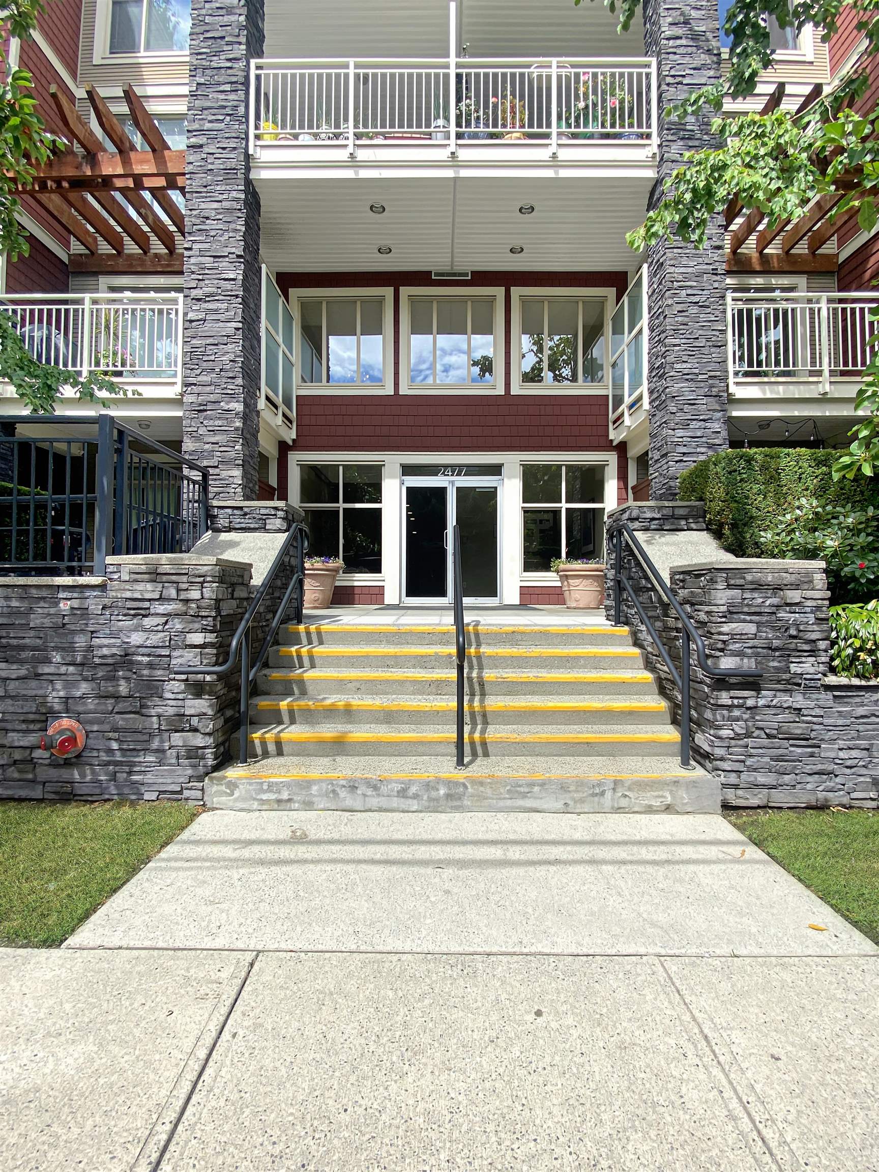 102 2477 KELLY AVENUE, R3033270, BC,