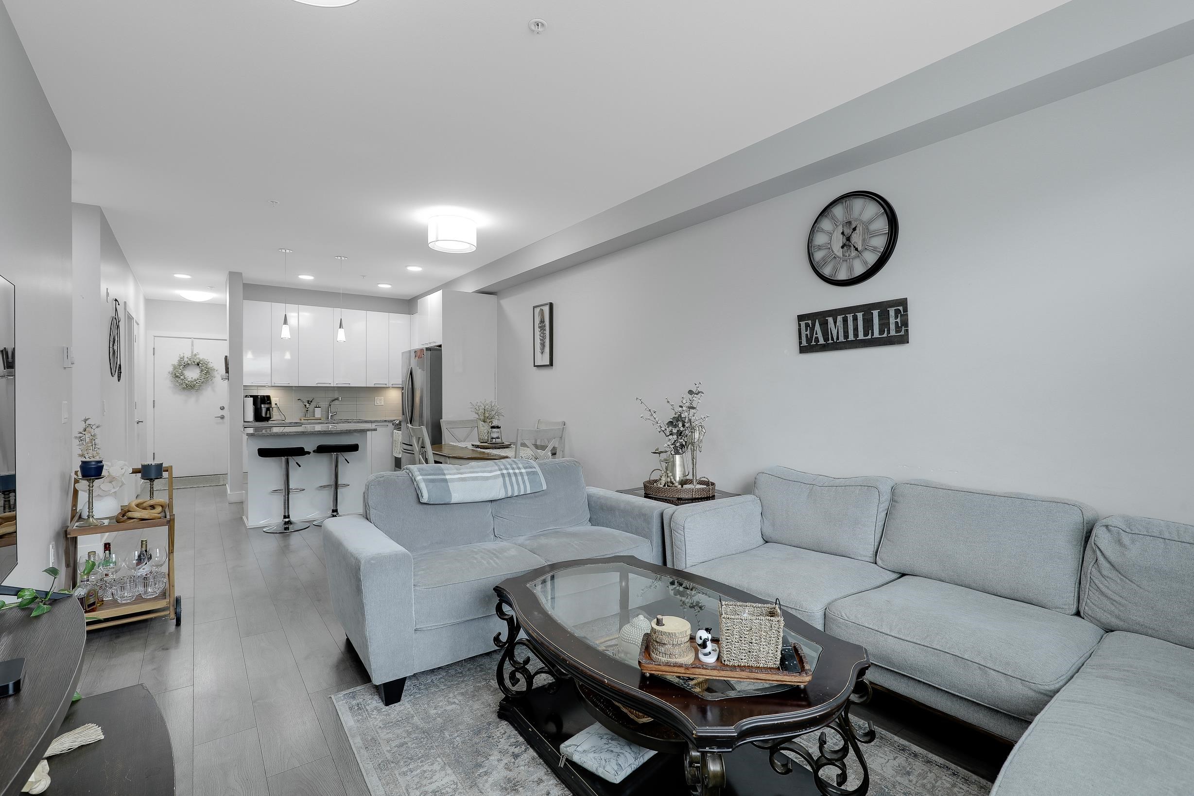 201 19940 BRYDON CRESCENT, R3033283, BC,