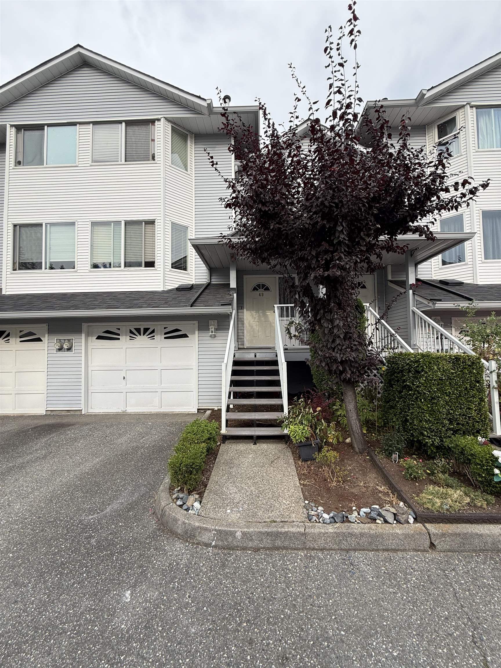 49 3087 IMMEL STREET, R3033290, BC,