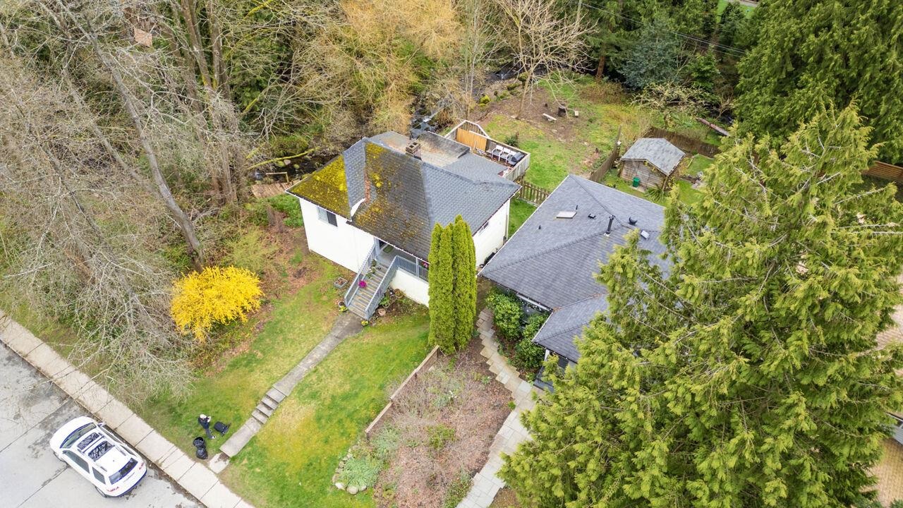 341 W 19TH STREET, North Vancouver BC V7M 1X7, R3033399, BC,