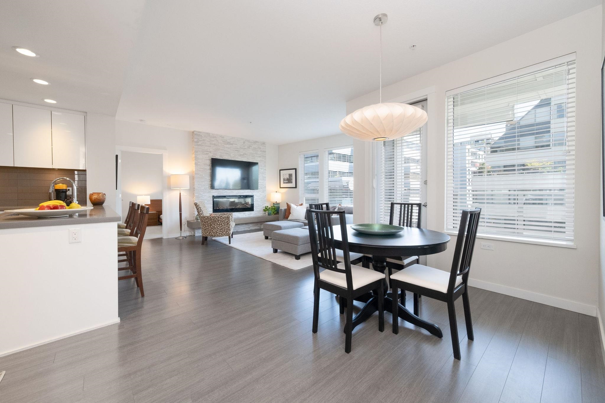 223 255 1ST STREET, R3033452, BC,