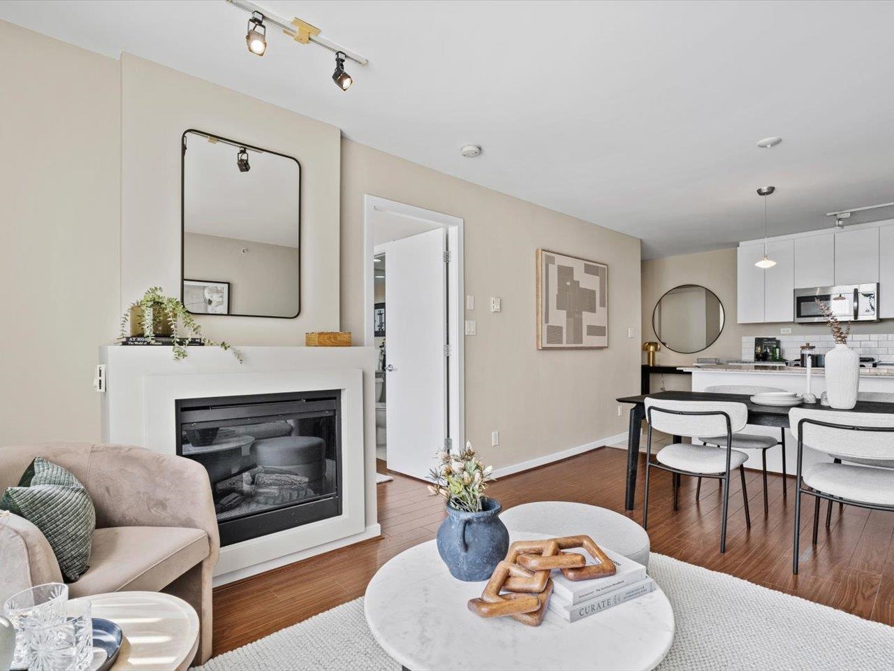 1105 989 BEATTY STREET, R3033462, BC,