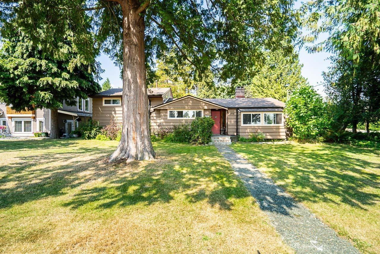 894 E 13TH STREET, North Vancouver BC V7L 2M9, R3033549, BC,