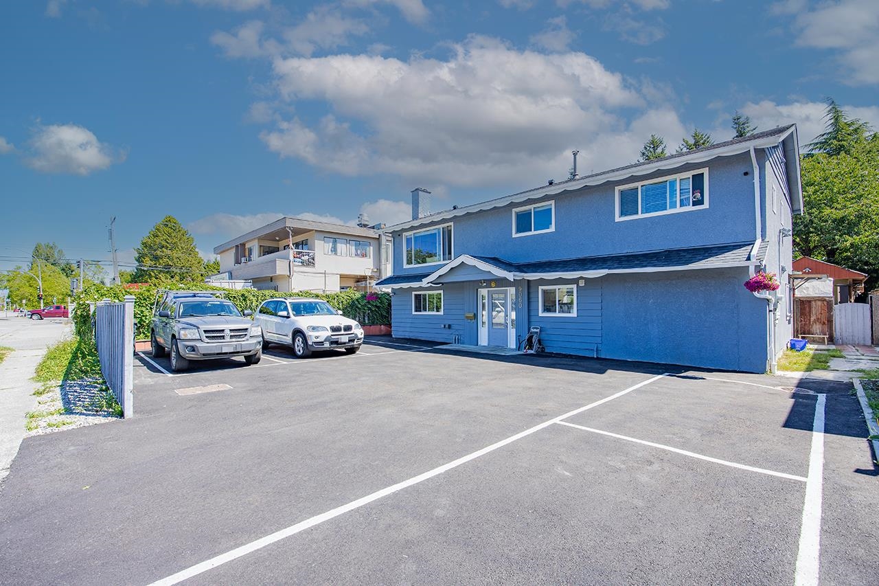 9060 GARDEN CITY ROAD, Richmond BC V7A 2S1, R3033702, BC,