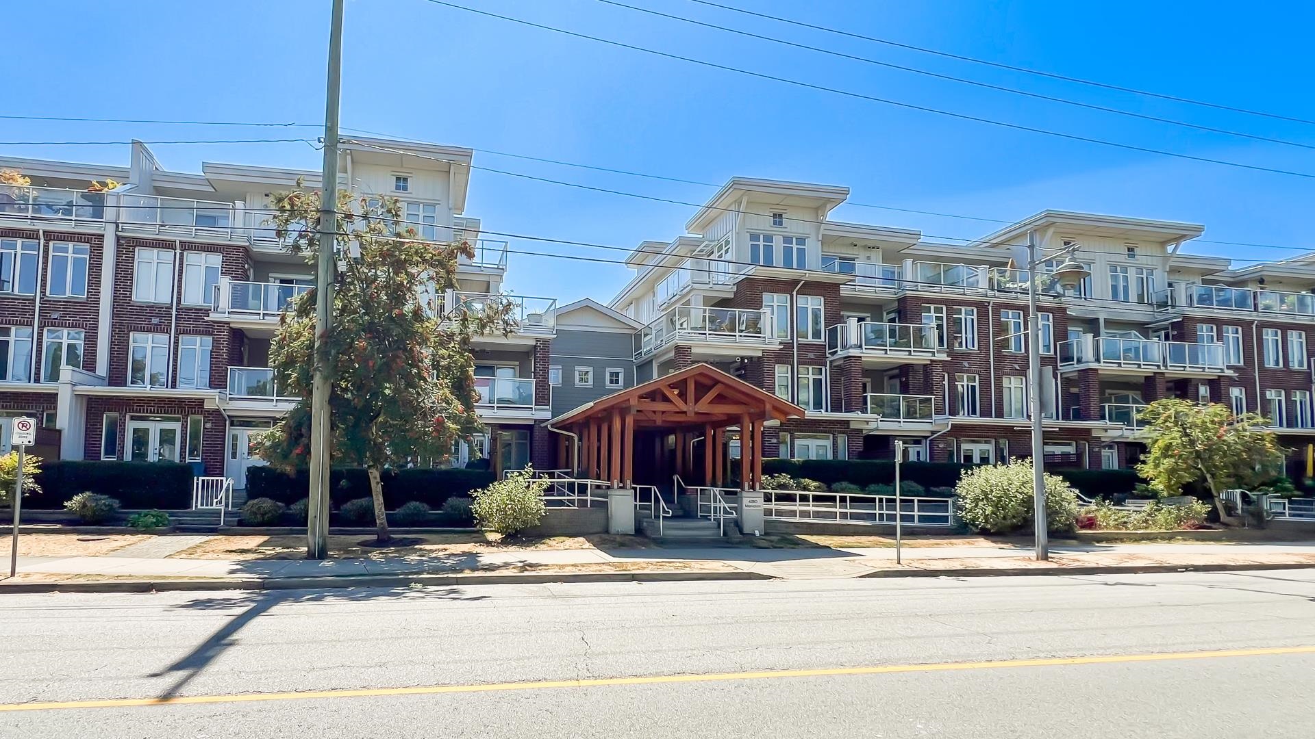 213 4280 MONCTON STREET, R3033733, BC,