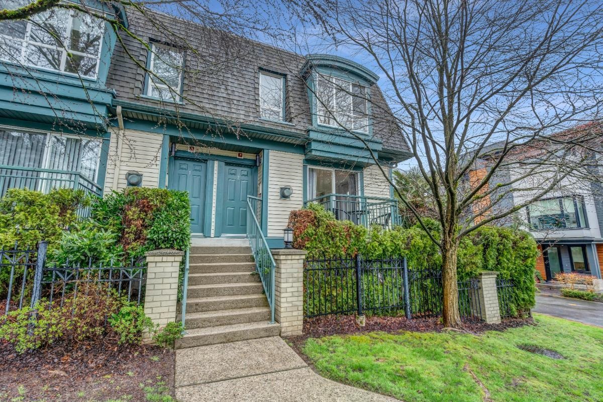 2 288 ST. DAVIDS AVENUE, R3033768, BC,