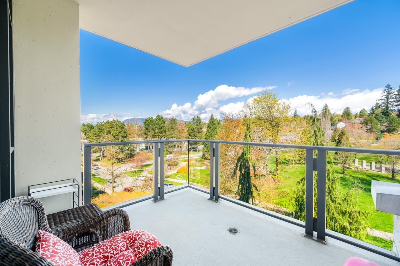 403 4685 VALLEY DRIVE, R3033775, BC,