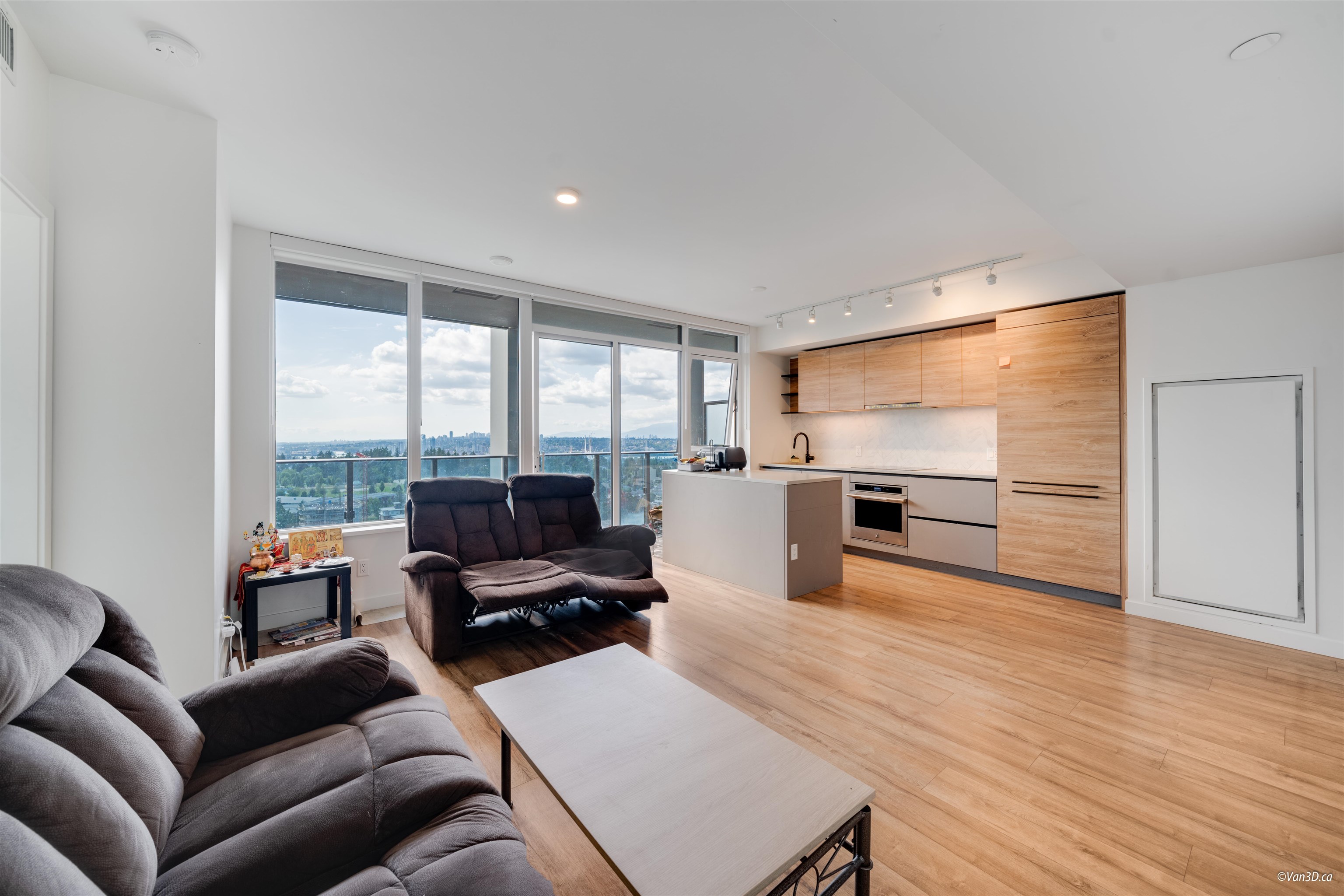 2710 10448 UNIVERSITY DRIVE, R3033781, BC,