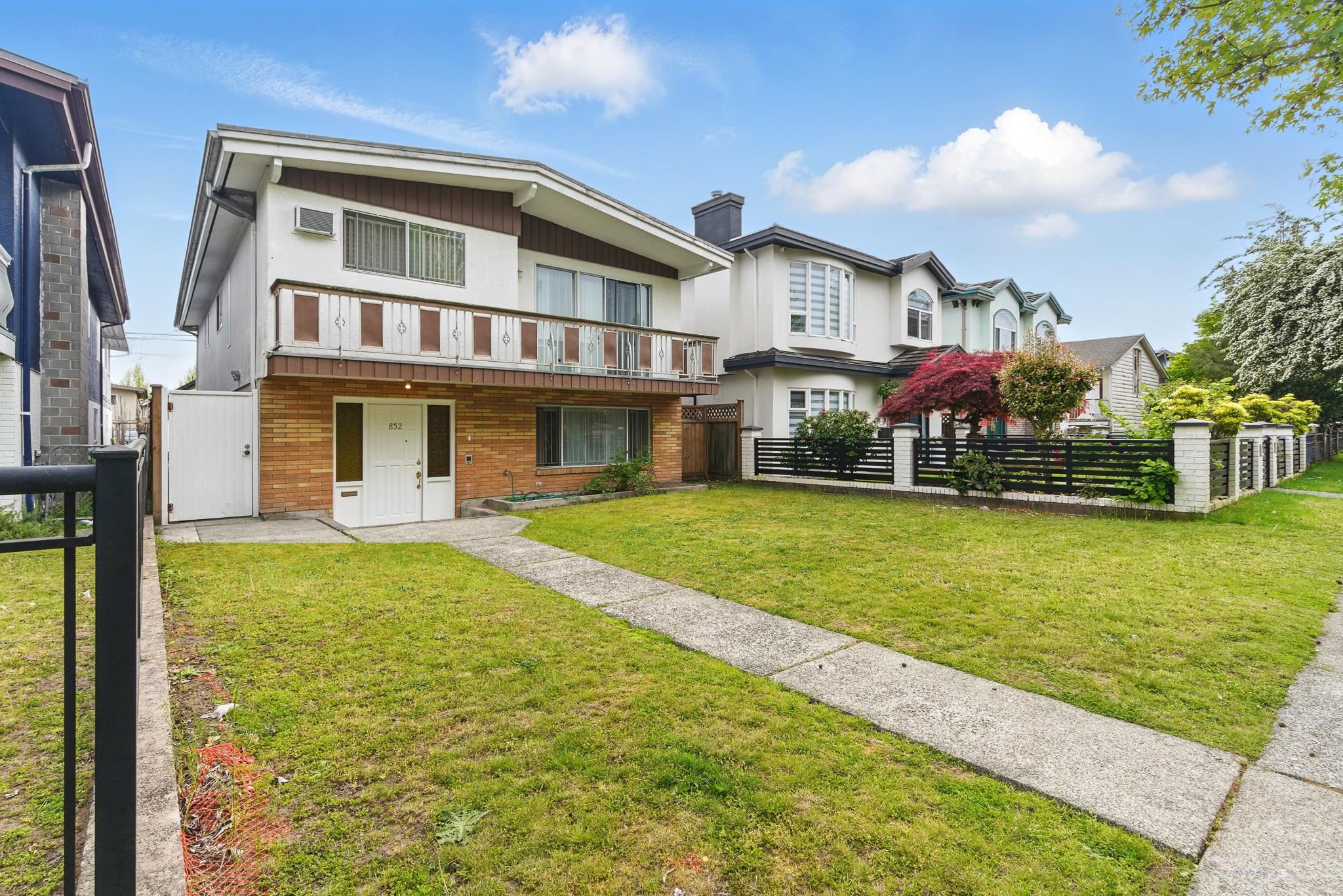 852 E 50TH AVENUE, Vancouver BC V5X 1B5, R3033926, BC,