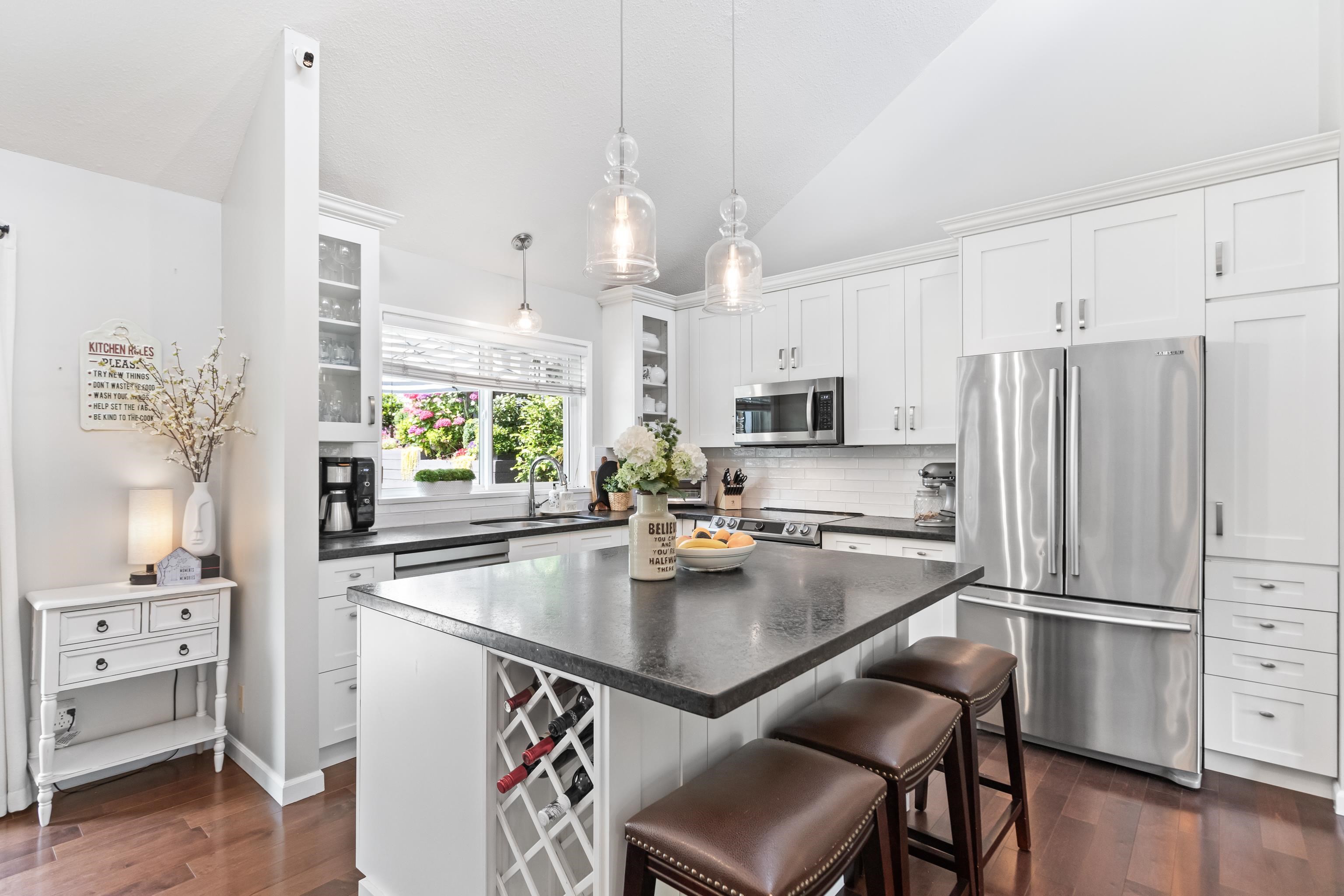 472 RIVERVIEW CRESCENT, Coquitlam BC V3C 4X9, R3033963, BC,