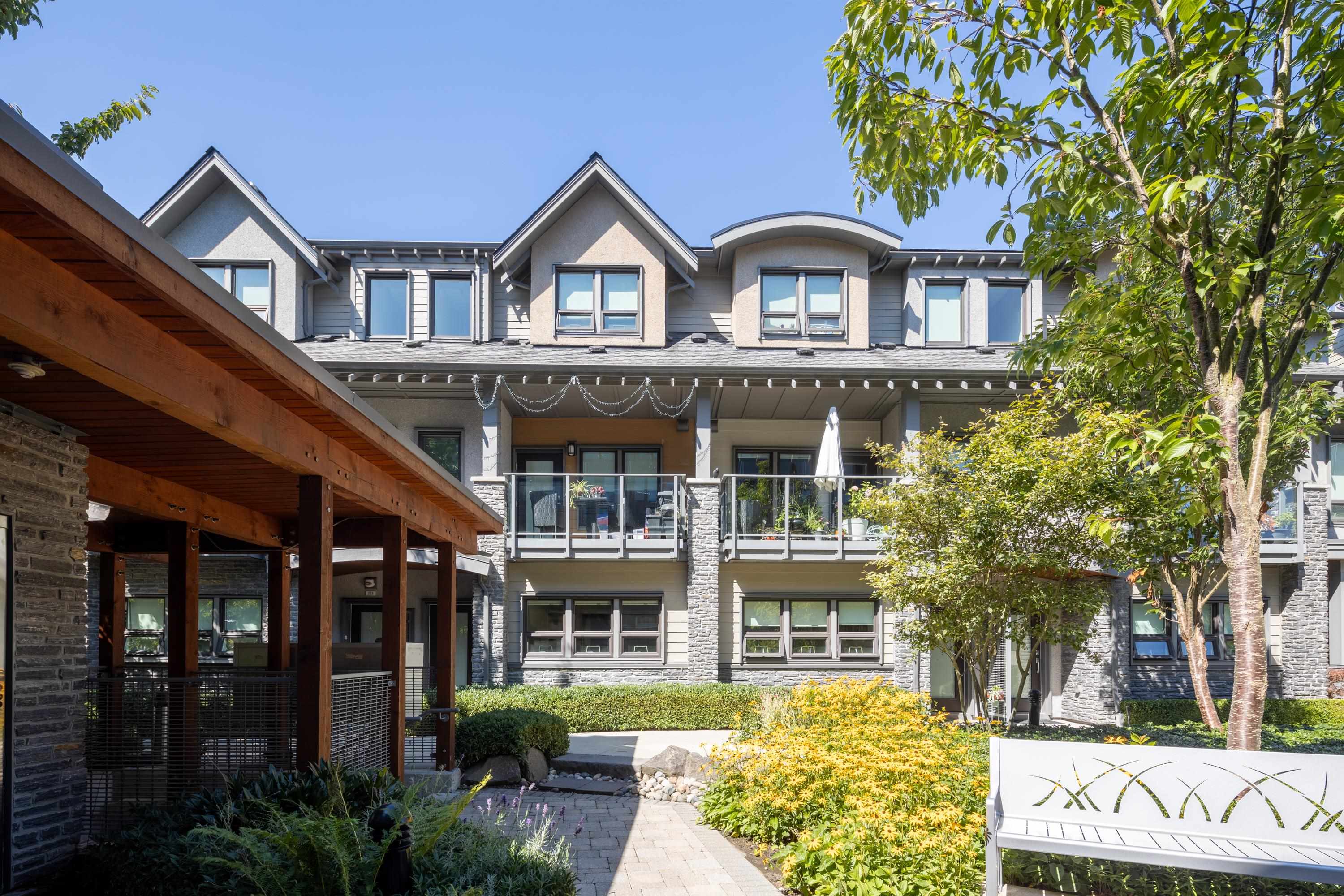 212 1738 55A STREET, R3033977, BC,