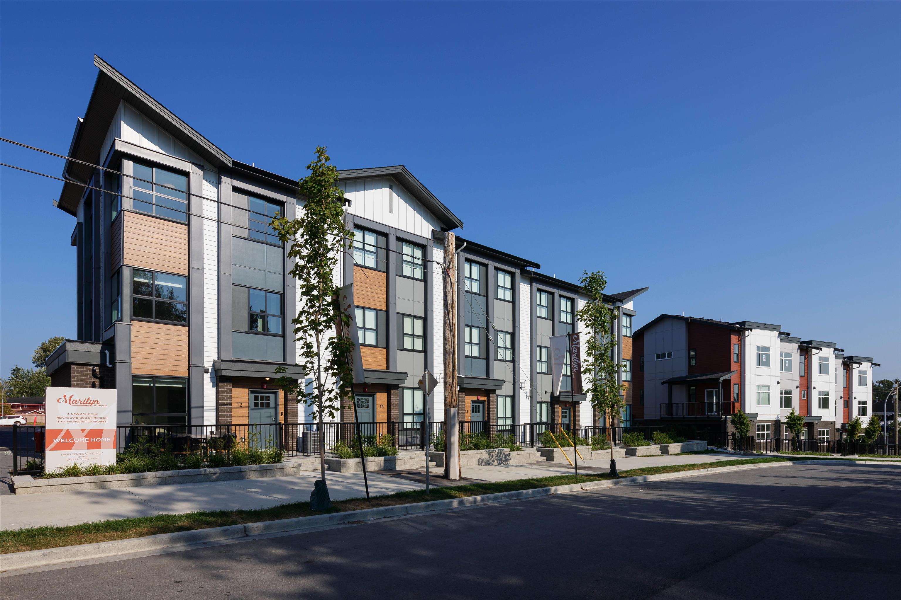 13 5378 198 STREET, R3034043, BC,