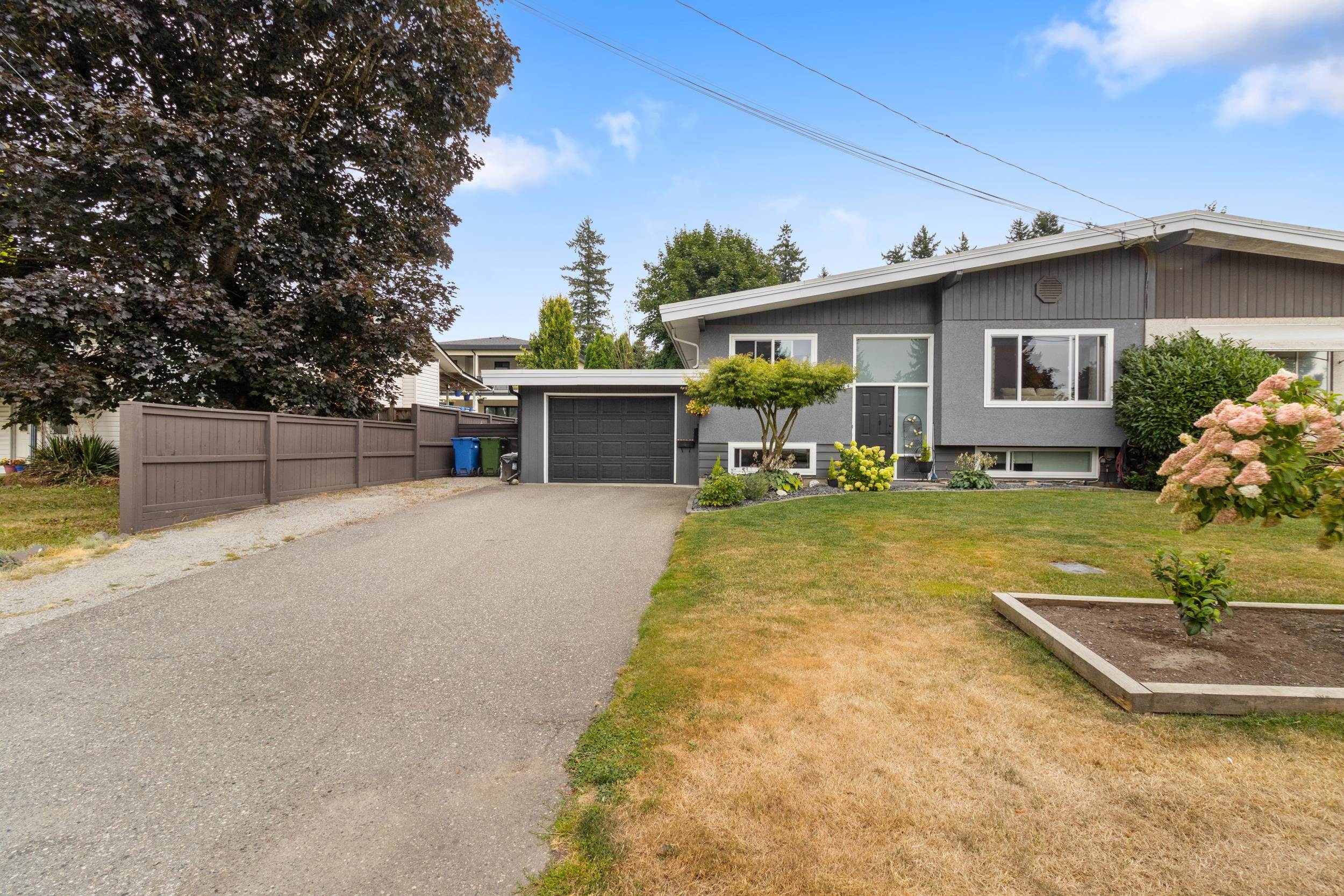 2174 LYNDEN STREET, Abbotsford BC V2T 3B5, R3034074, BC,