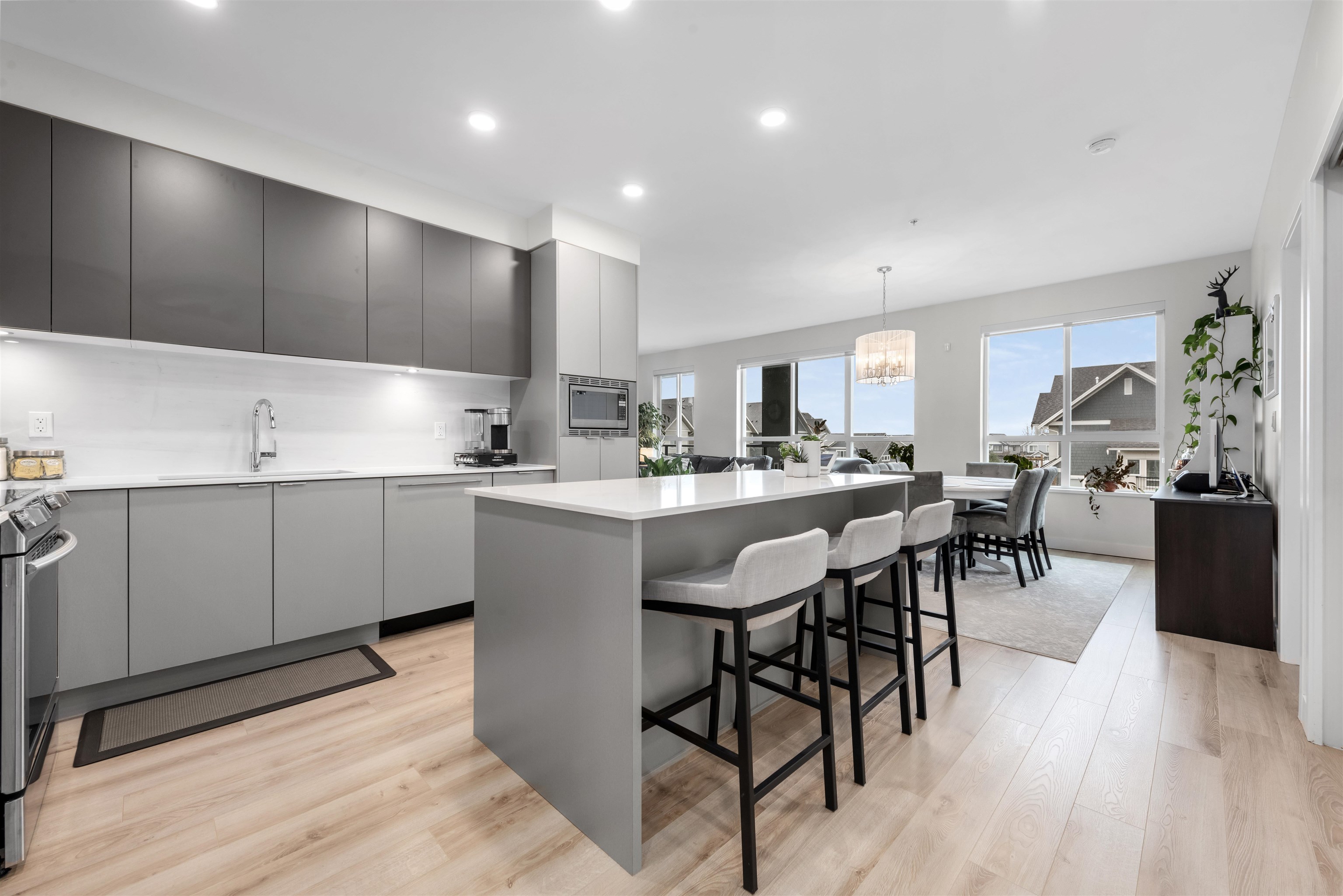 308 1892 STARLING DRIVE, R3034086, BC,