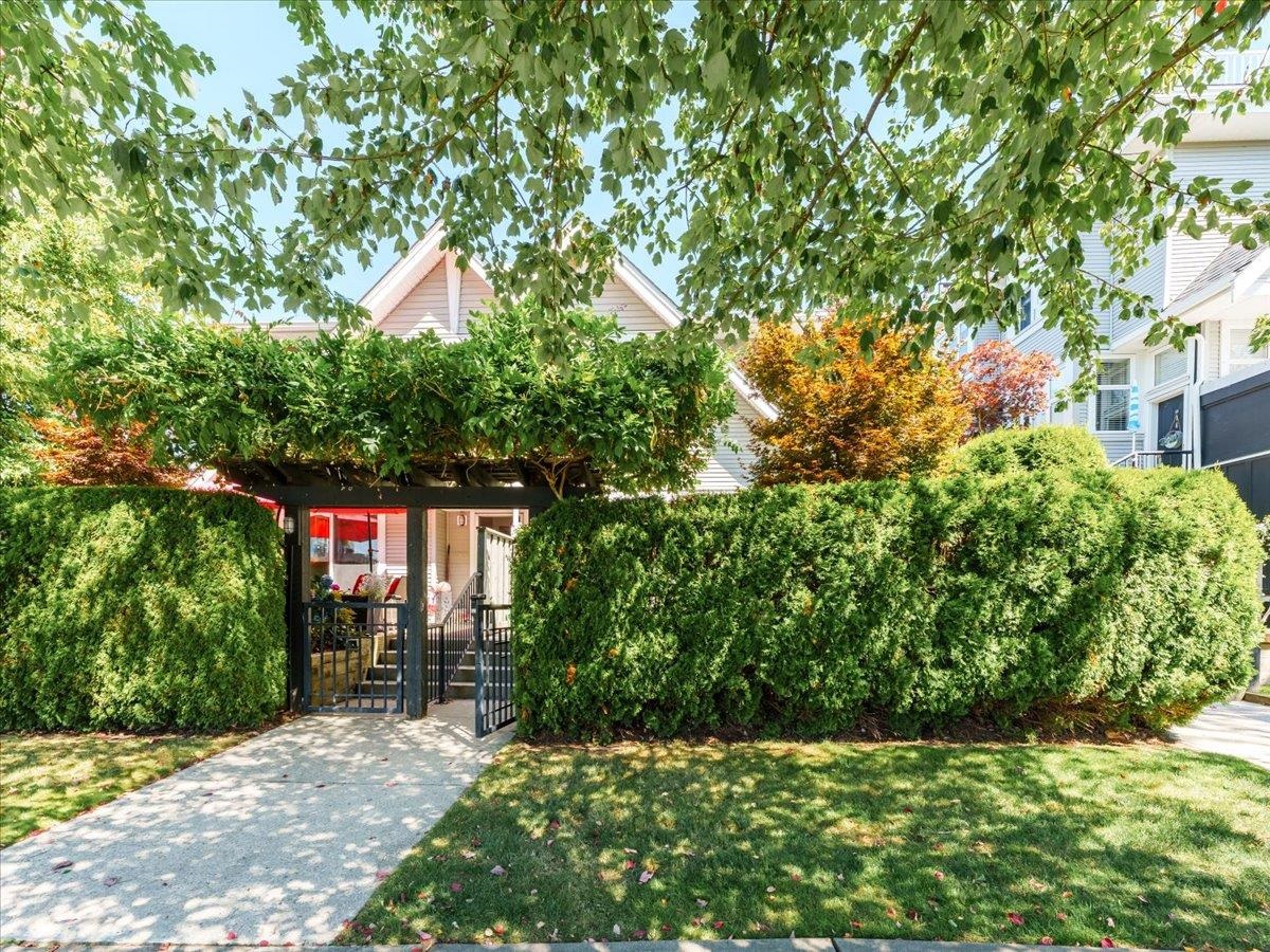 7 1203 MADISON AVENUE, R3034285, BC,